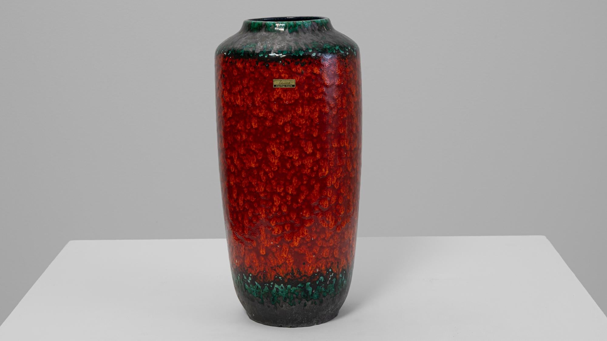 20ième siècle Vase en céramique allemande du 20e siècle 