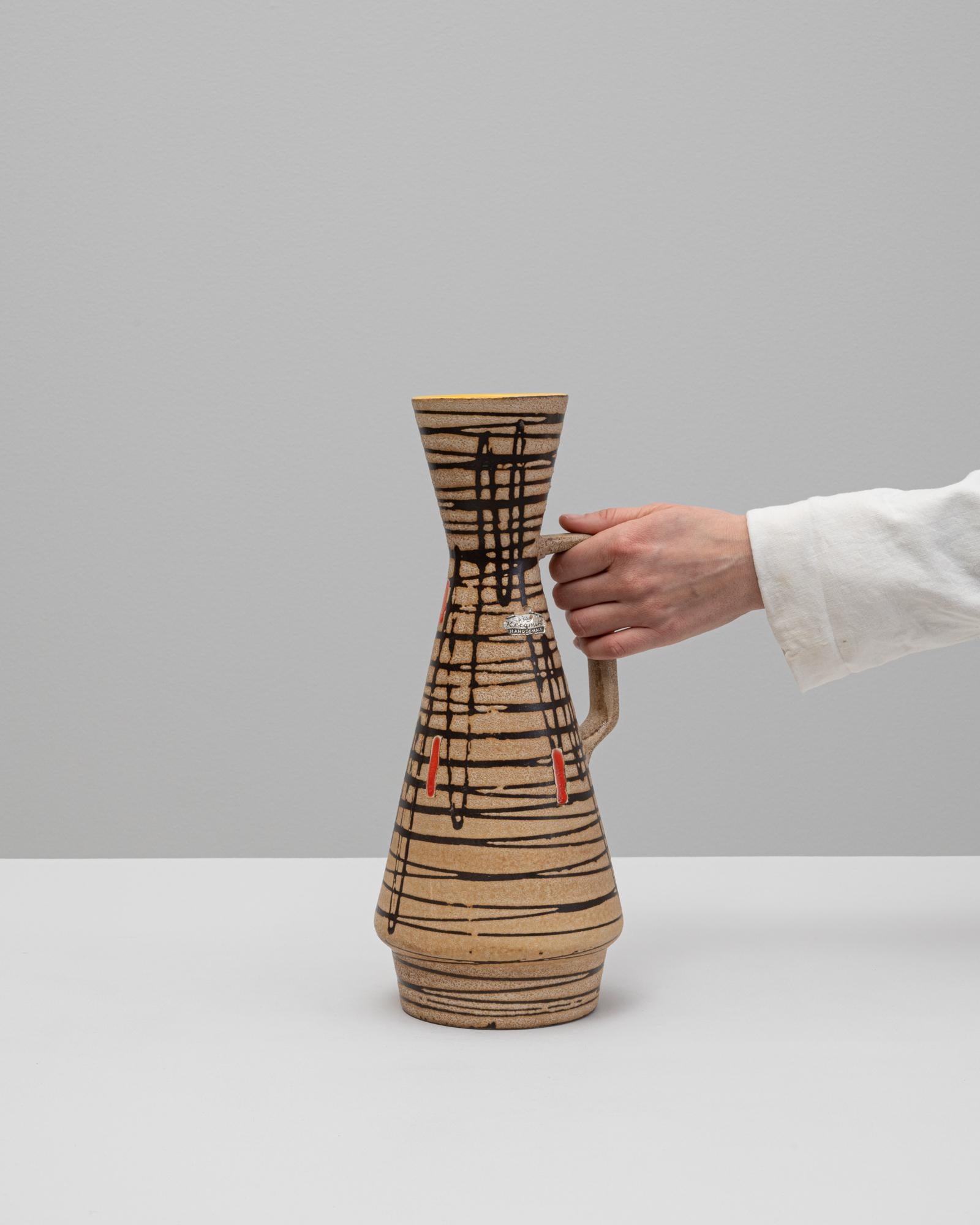 20ième siècle Vase en céramique allemande du 20e siècle 