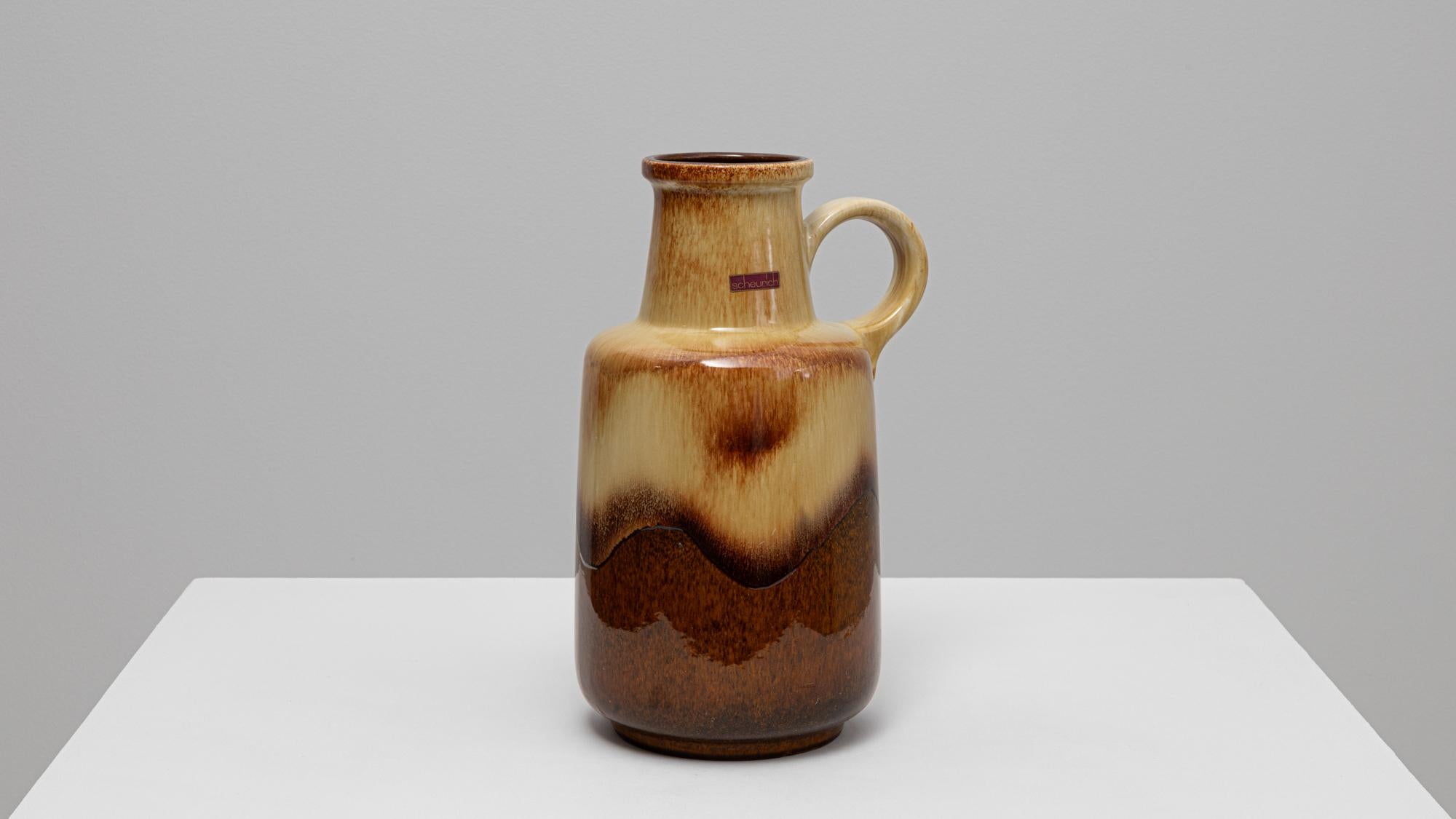 Jarrón de cerámica alemán del siglo XX 'W. Alemania