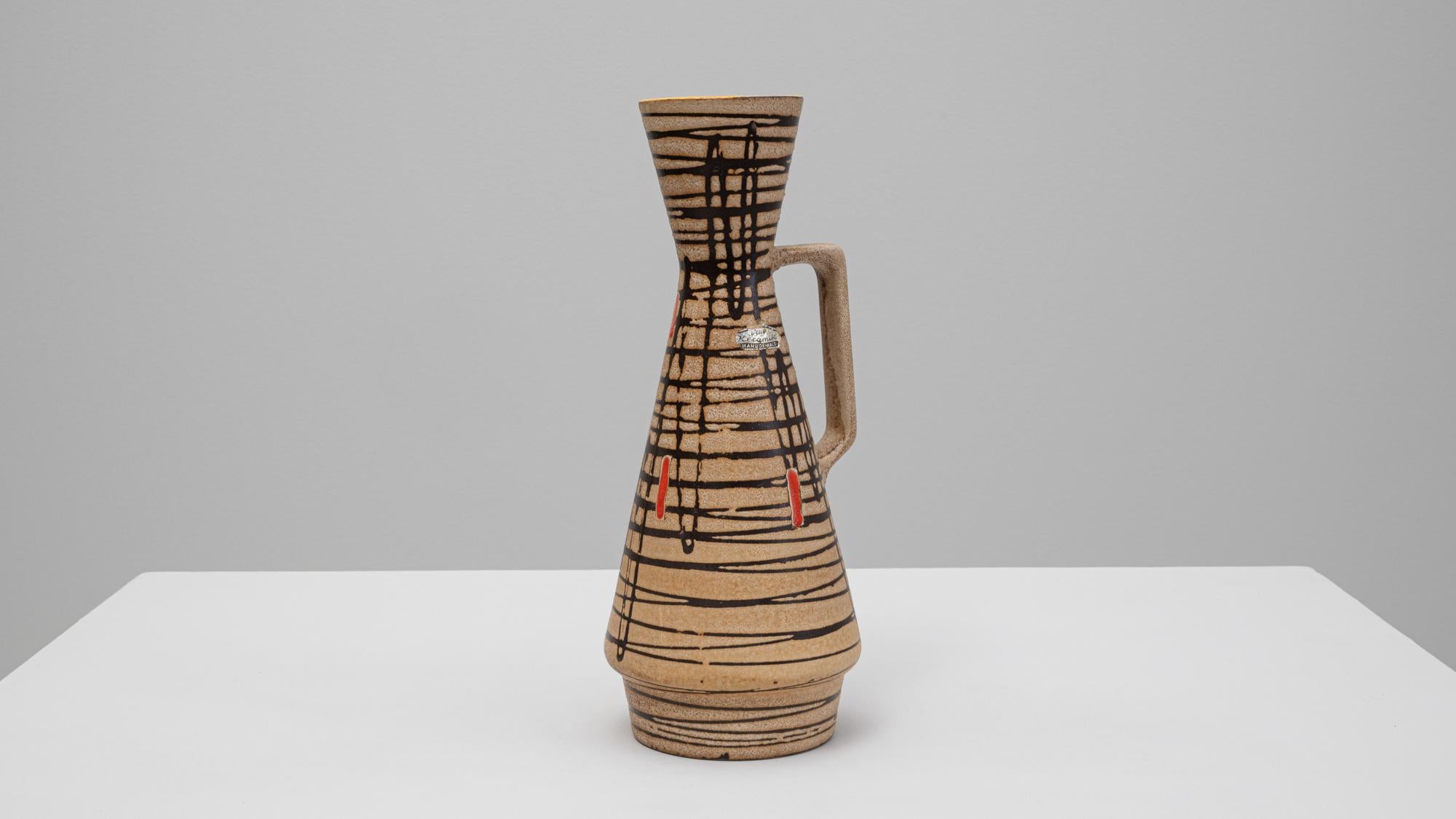 Vase en céramique allemande du 20e siècle 
