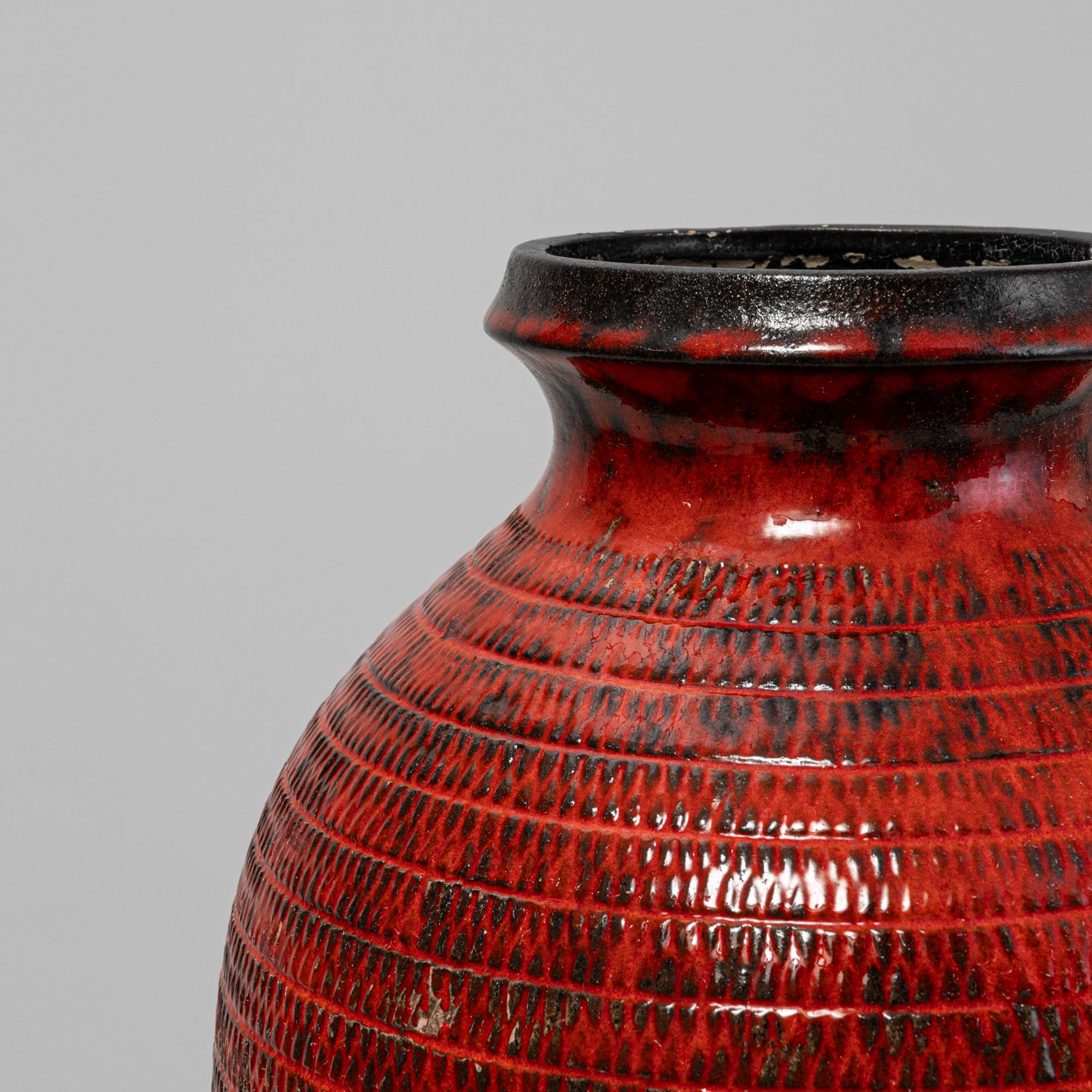 Vase en céramique allemande du 20e siècle 