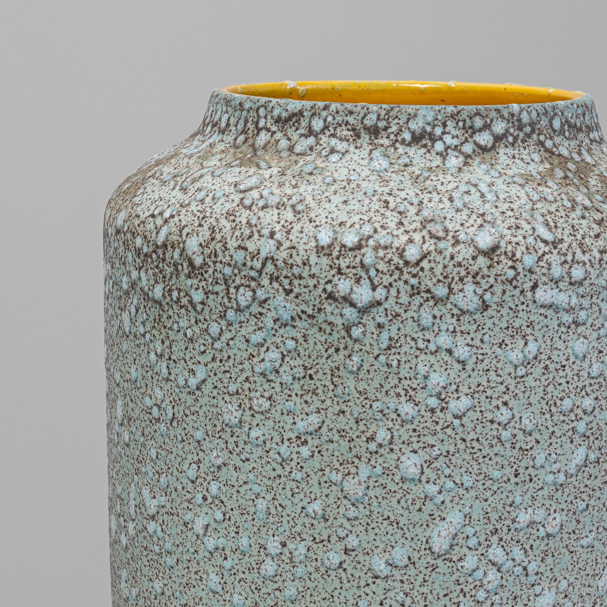 Jarrón de cerámica alemán del siglo XX 'W. Alemania