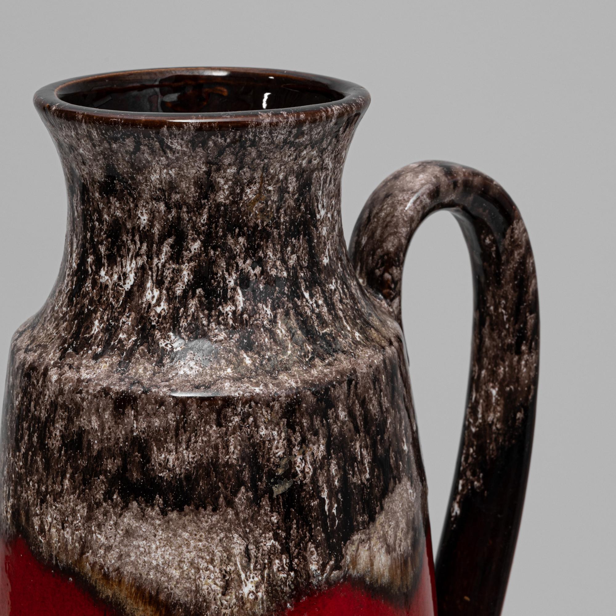 Vase en céramique allemande du 20e siècle 