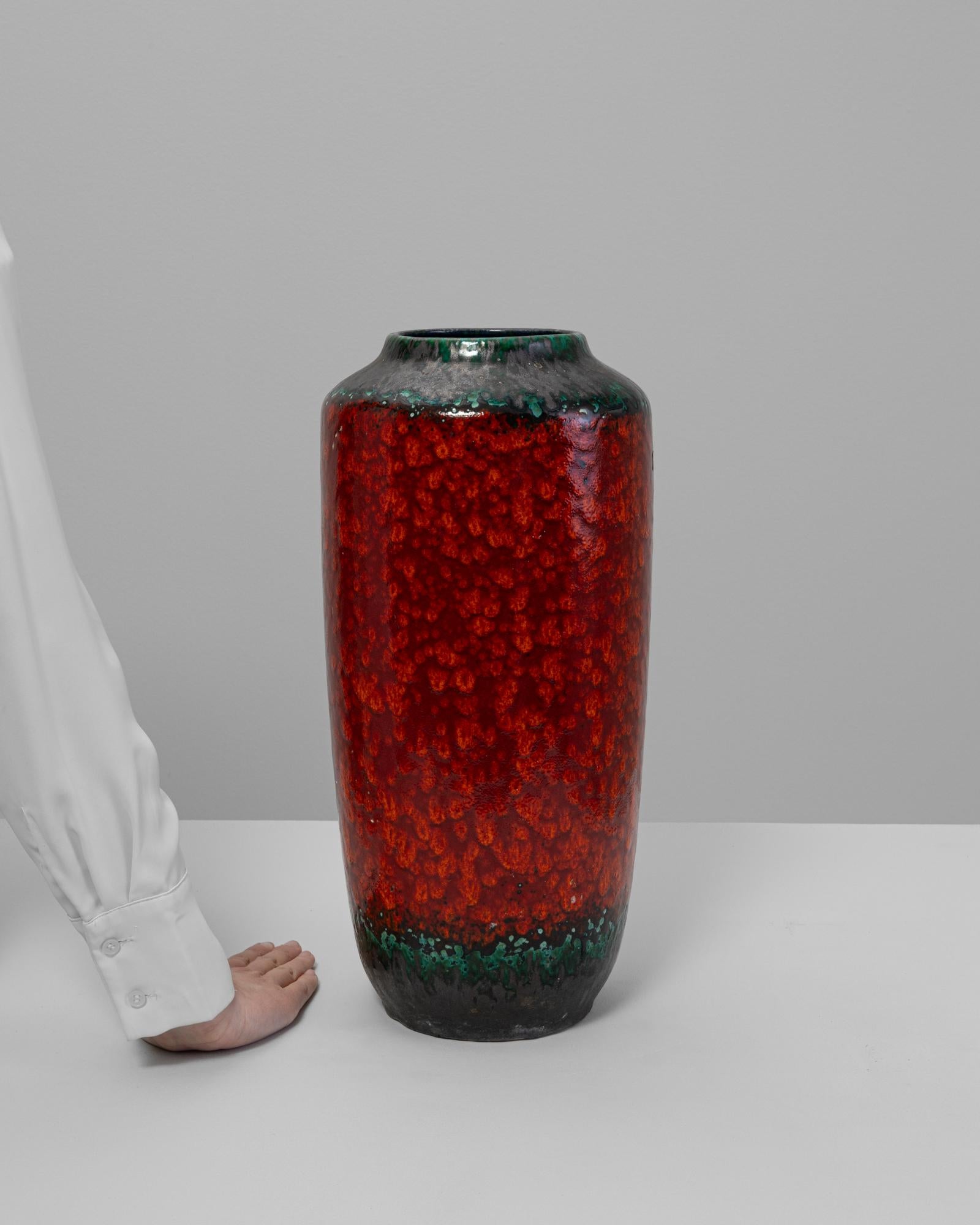 Vase en céramique allemande du 20e siècle 