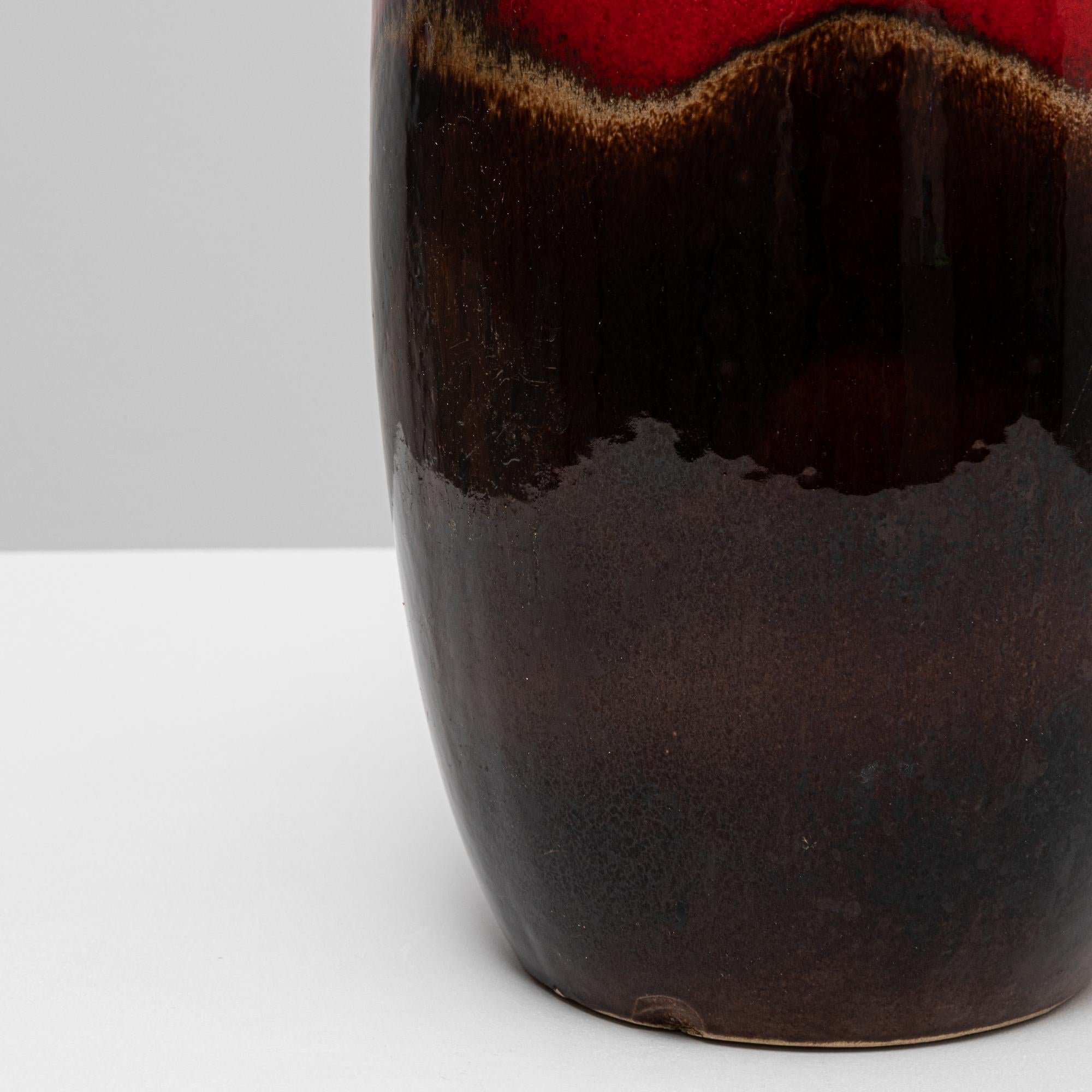 Vase en céramique allemande du 20e siècle 