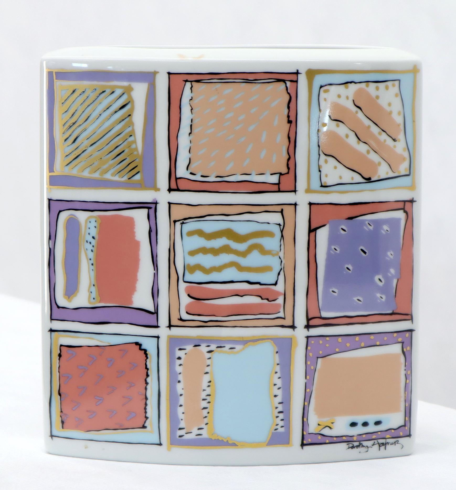 Deutsche quadratische Vase aus weißem Porzellan des 20. Jahrhunderts, Rosenthal Studio-Linie, bemalt (Keramik) im Angebot