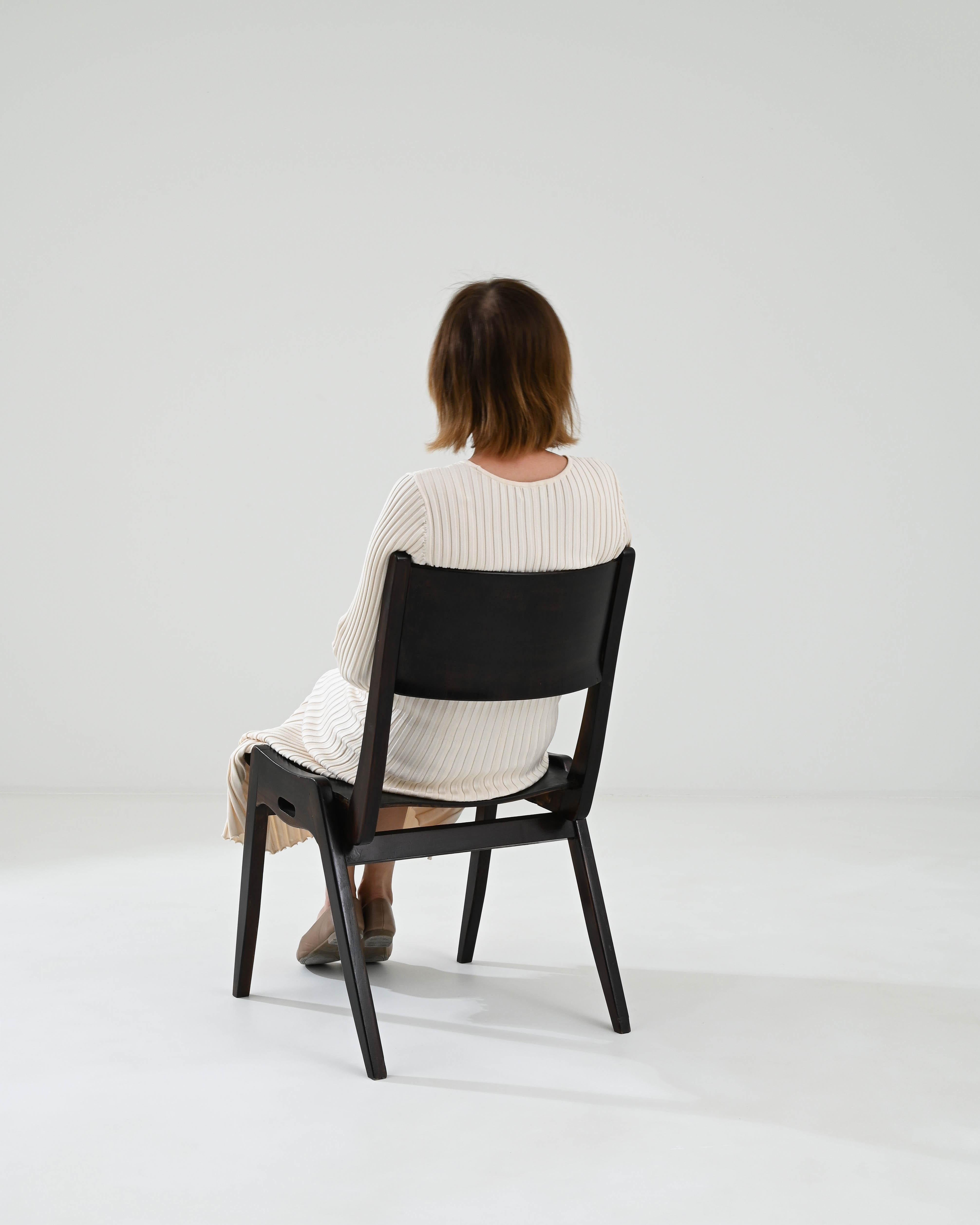 20th Century German Wooden Dining Chair For Sale 4