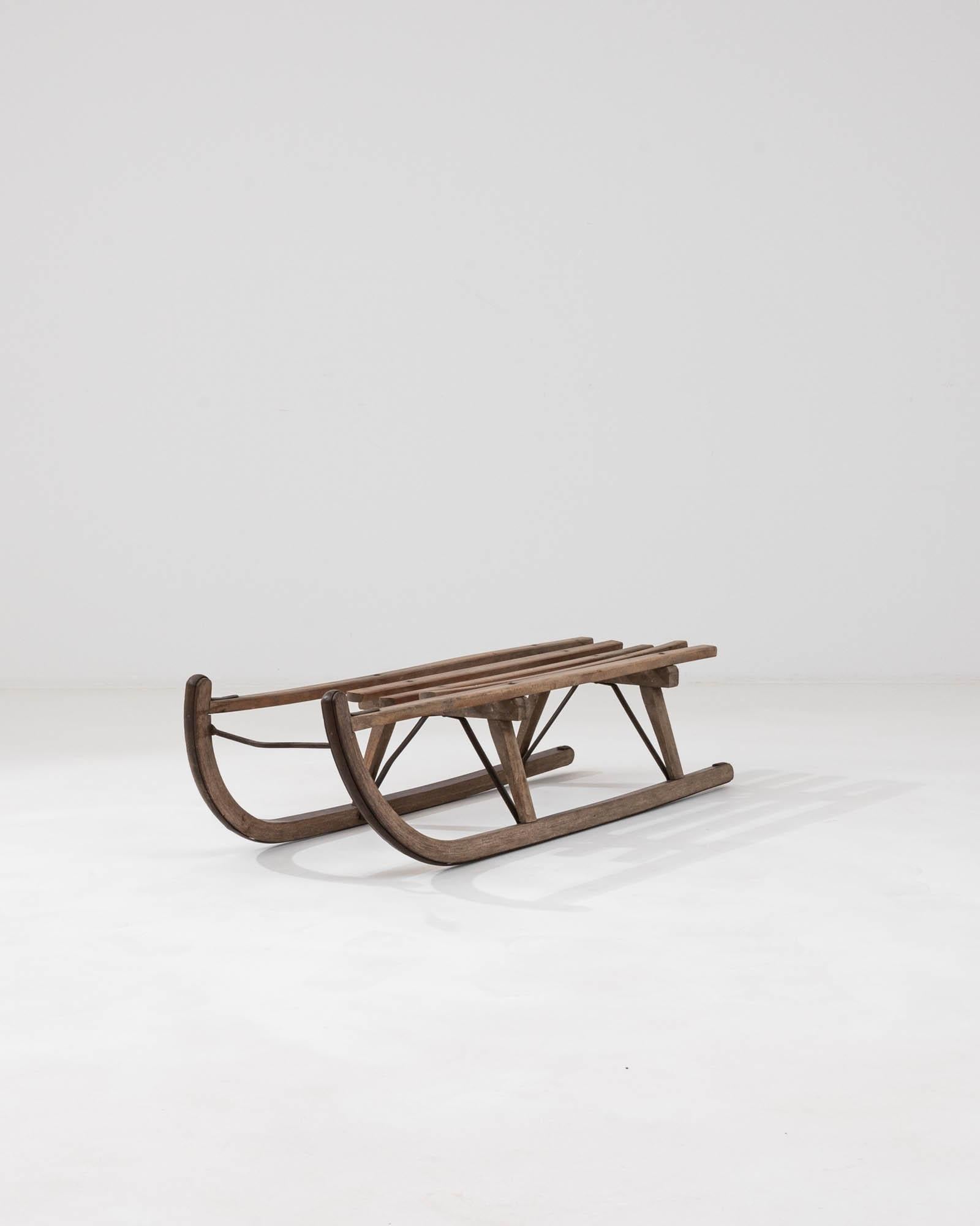 20th Century German Wooden Sled By Davos For Sale 2
