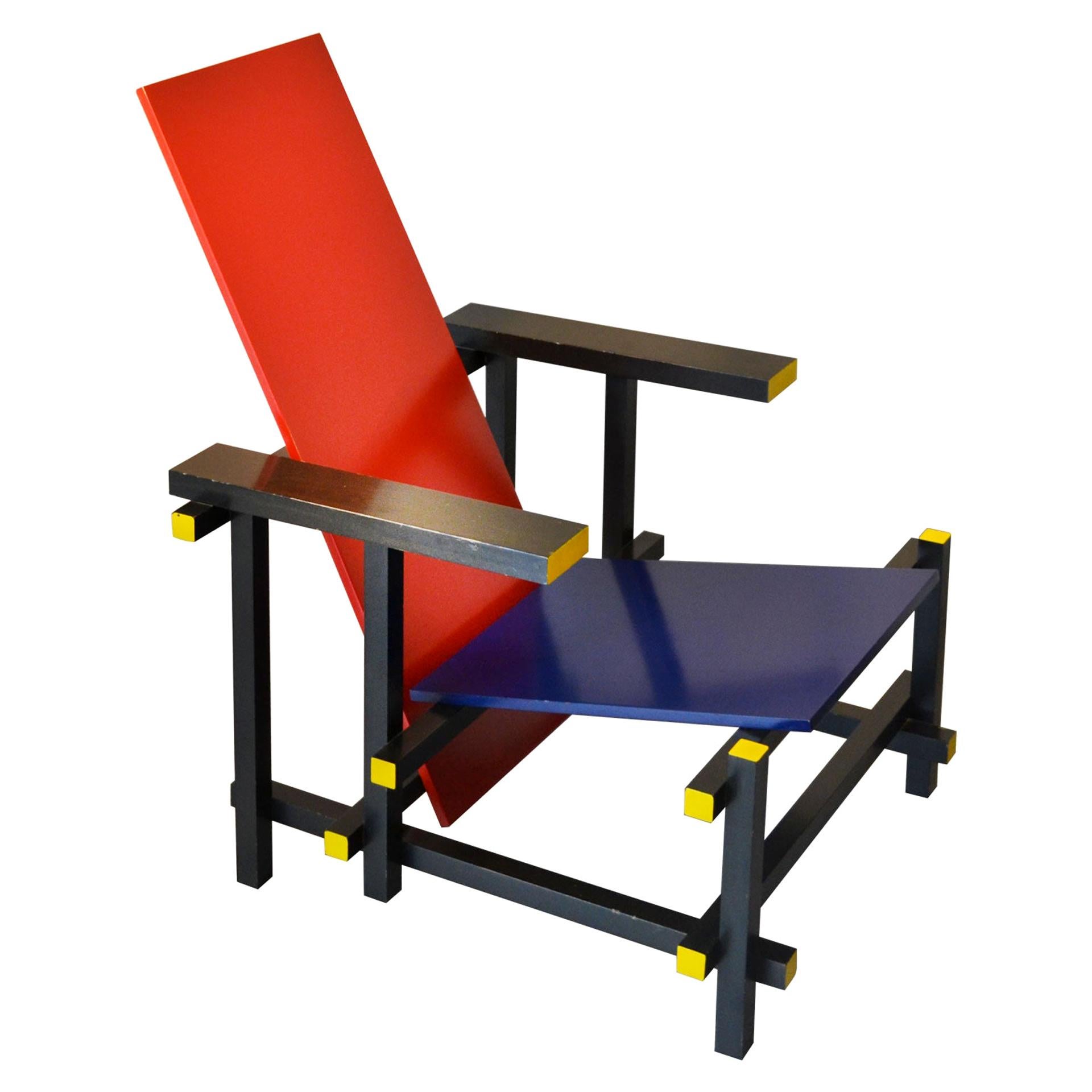 20th Century Gerrit Rietveld Armchair Model 635 Red and Blue for Cassina in Wood