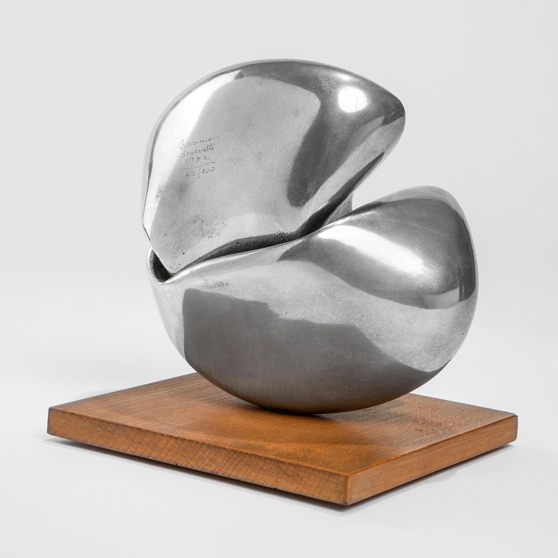 Mid-Century Modern 20th Century Giacomo Benevelli Chromed Sculture with Wooden Base, 70s For Sale