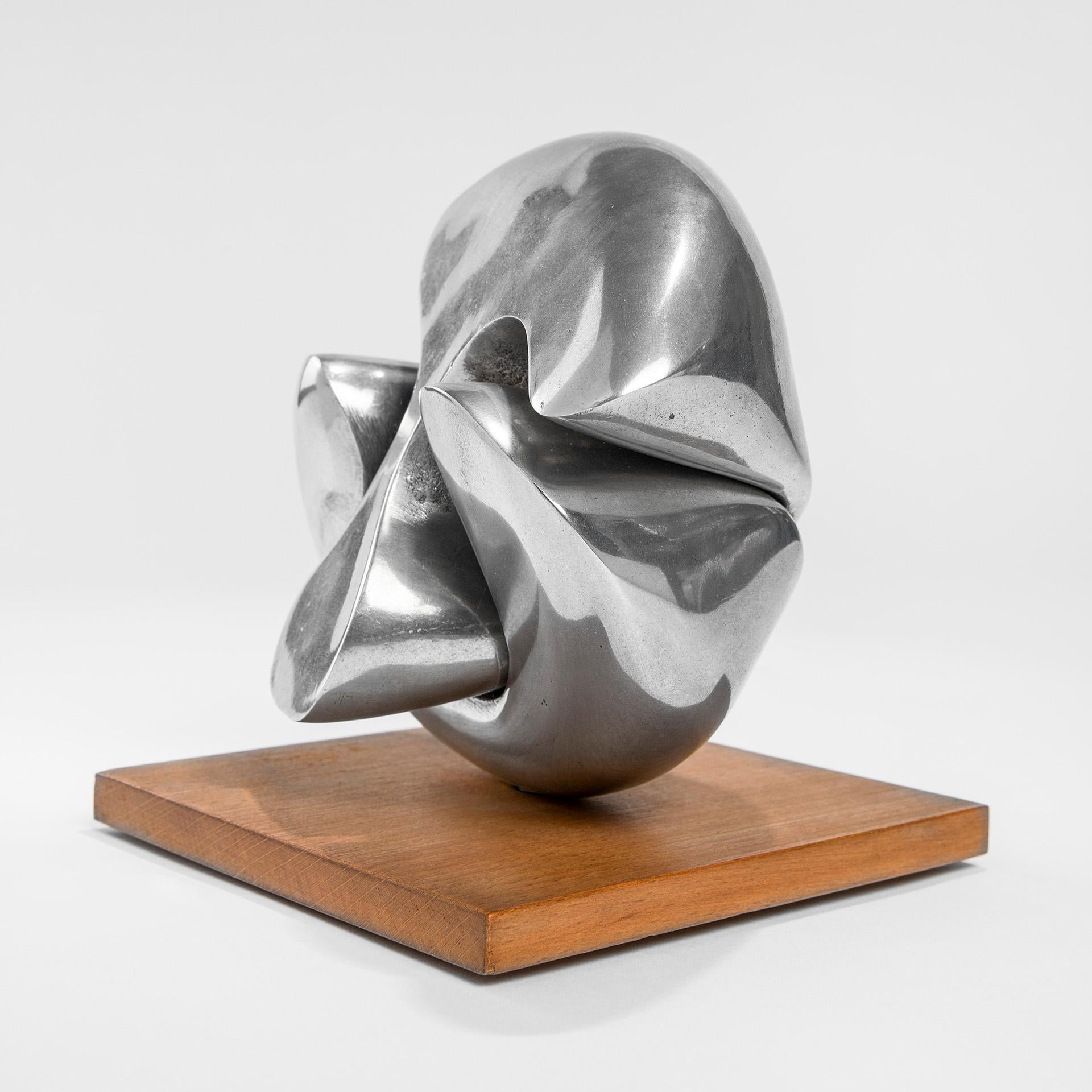 Italian 20th Century Giacomo Benevelli Chromed Sculture with Wooden Base, 70s For Sale