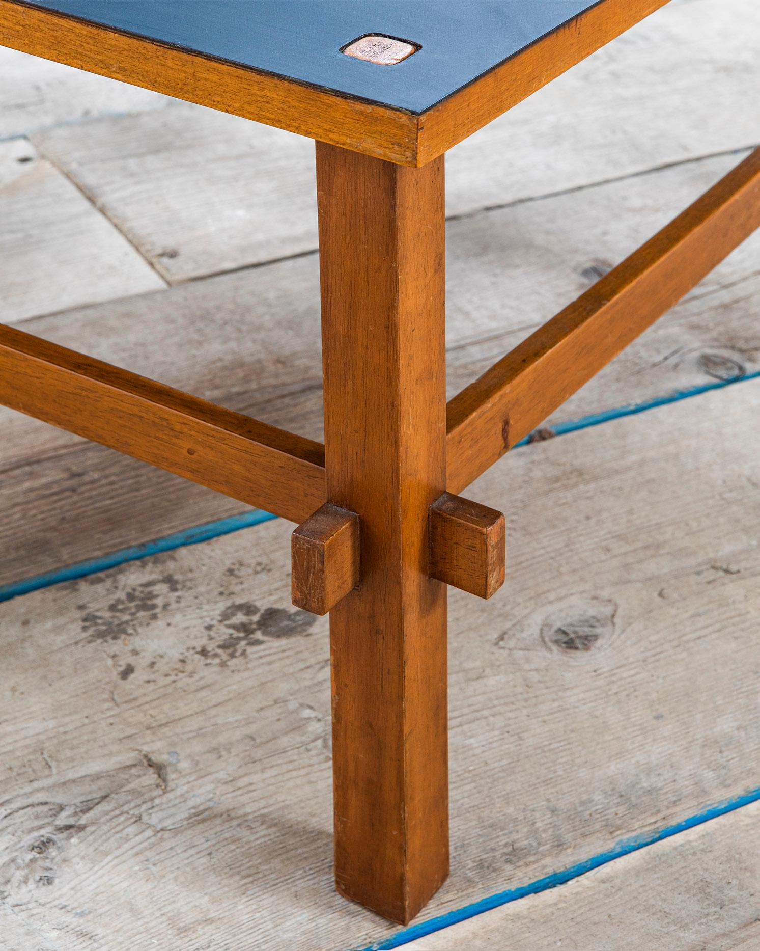 Milieu du XXe siècle Table basse du 20ème siècle de Gianfranco Frattini, modèle 740 pour Cassina en bois en vente