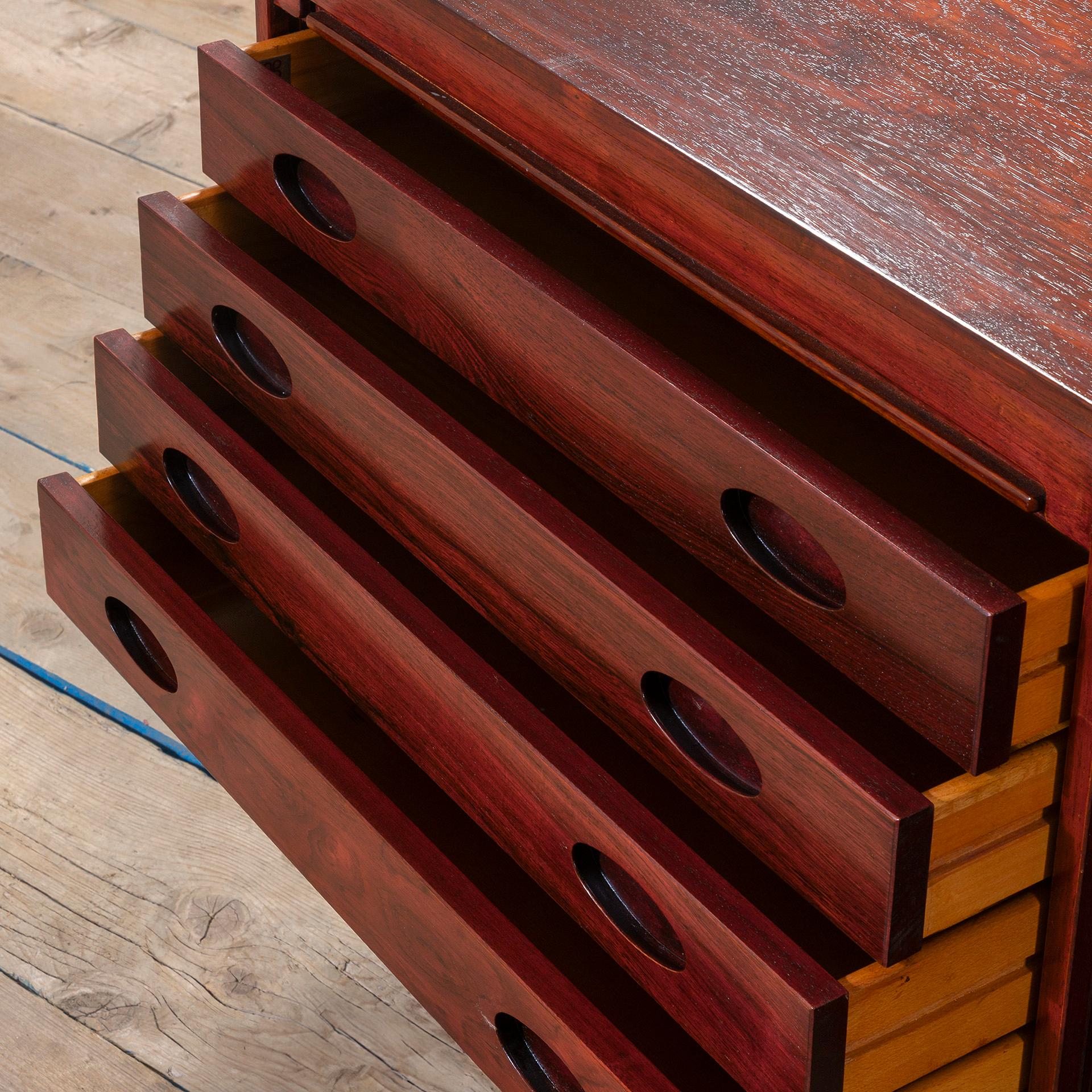 siglo XX, Gianfranco Frattini para Bernini Cabinet mod. 503 Italian en venta