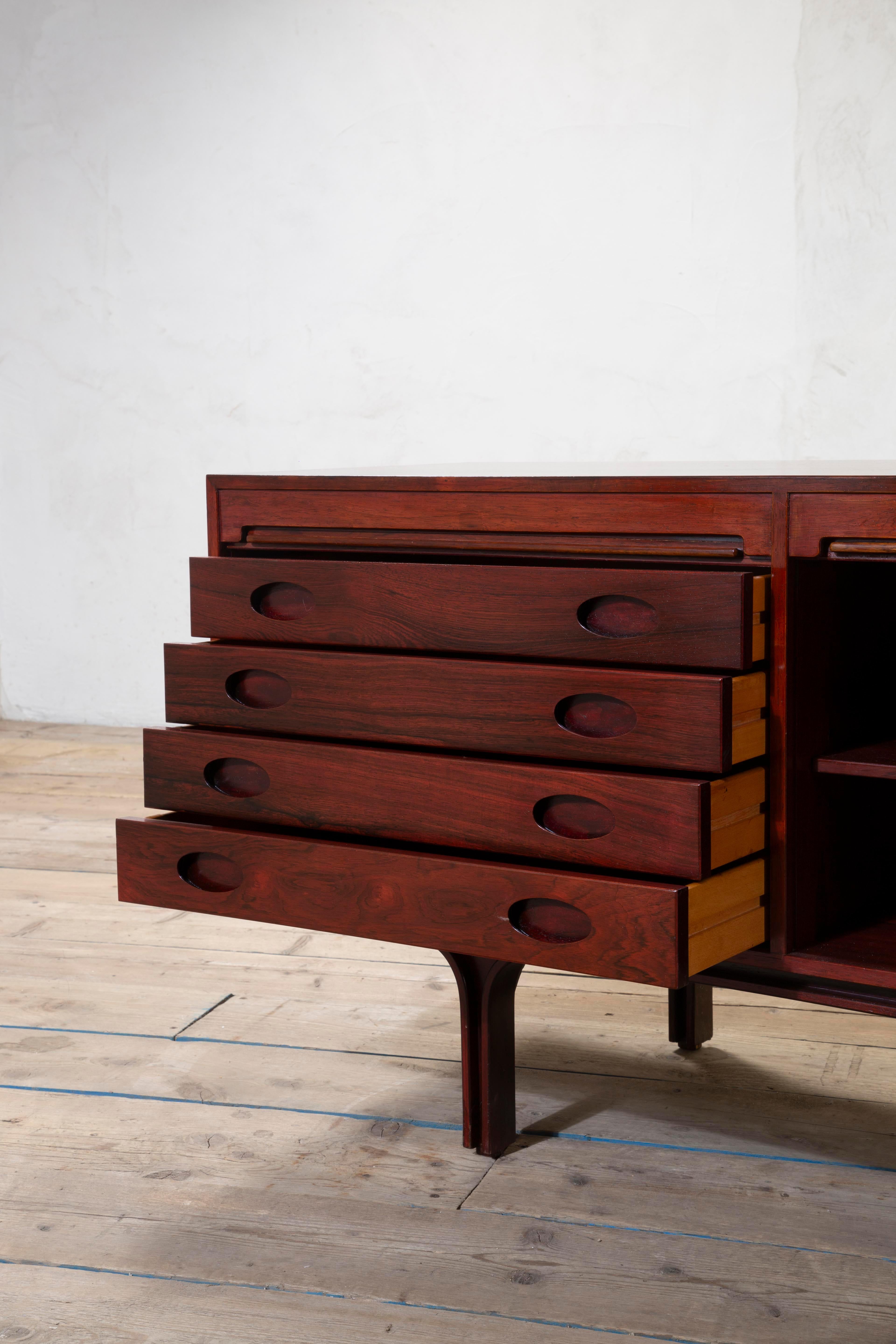 20. Jahrhundert, Gianfranco Frattini für Bernini Kabinett mod. 503 im Angebot 2