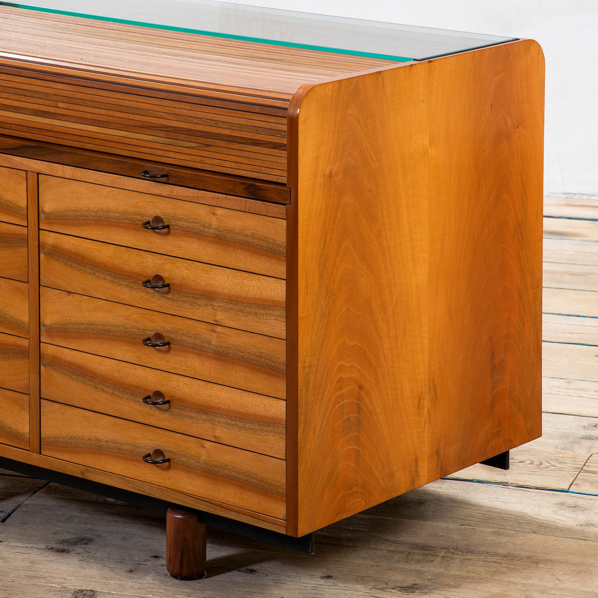 siglo XX, Gianfranco Frattini para Bernini Gabinete con escritorio mod. 804 en Bueno estado para la venta en Turin, Turin