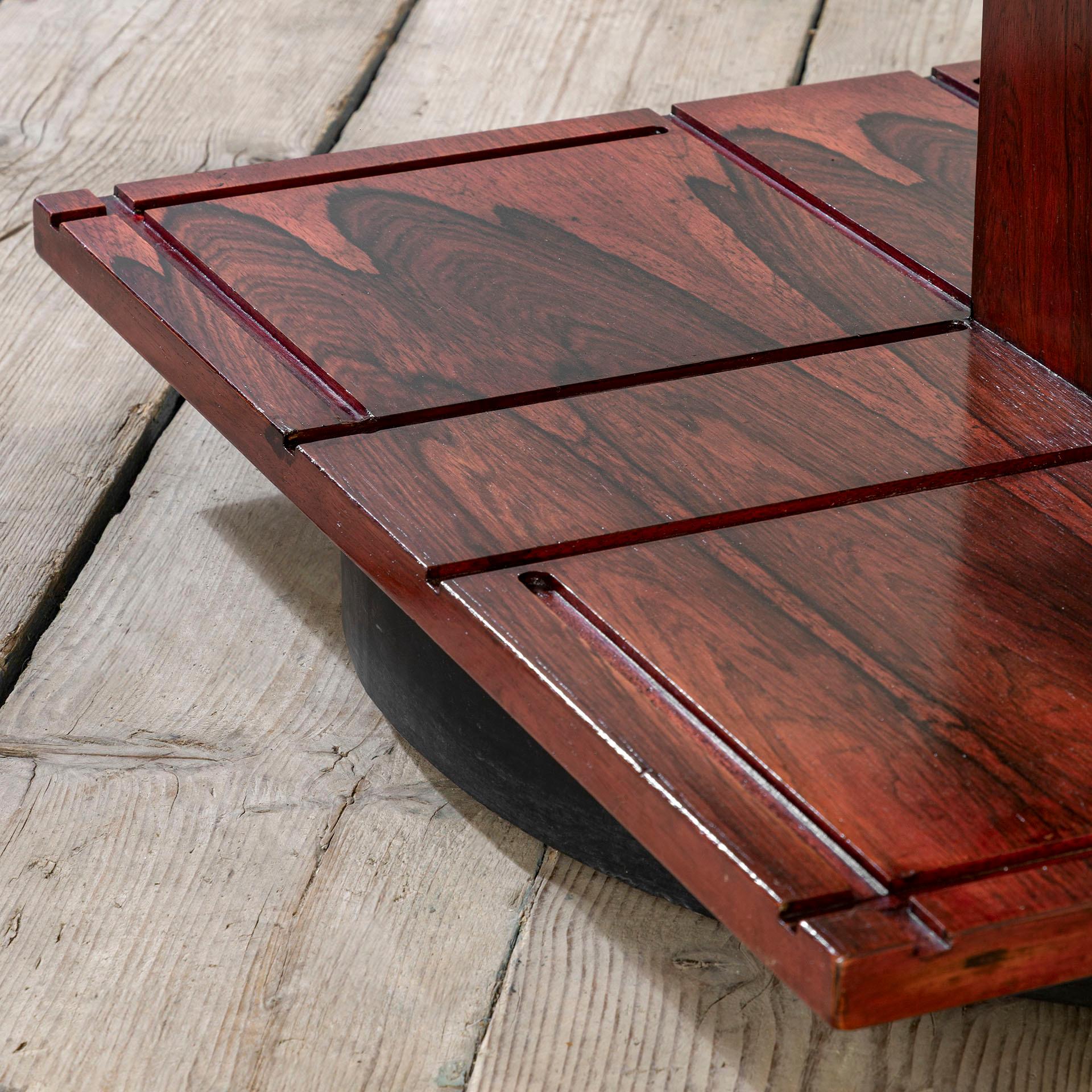 20th Century, Gianfranco Frattini for Bernini Swivel Table mod. 831 In Good Condition For Sale In Turin, Turin