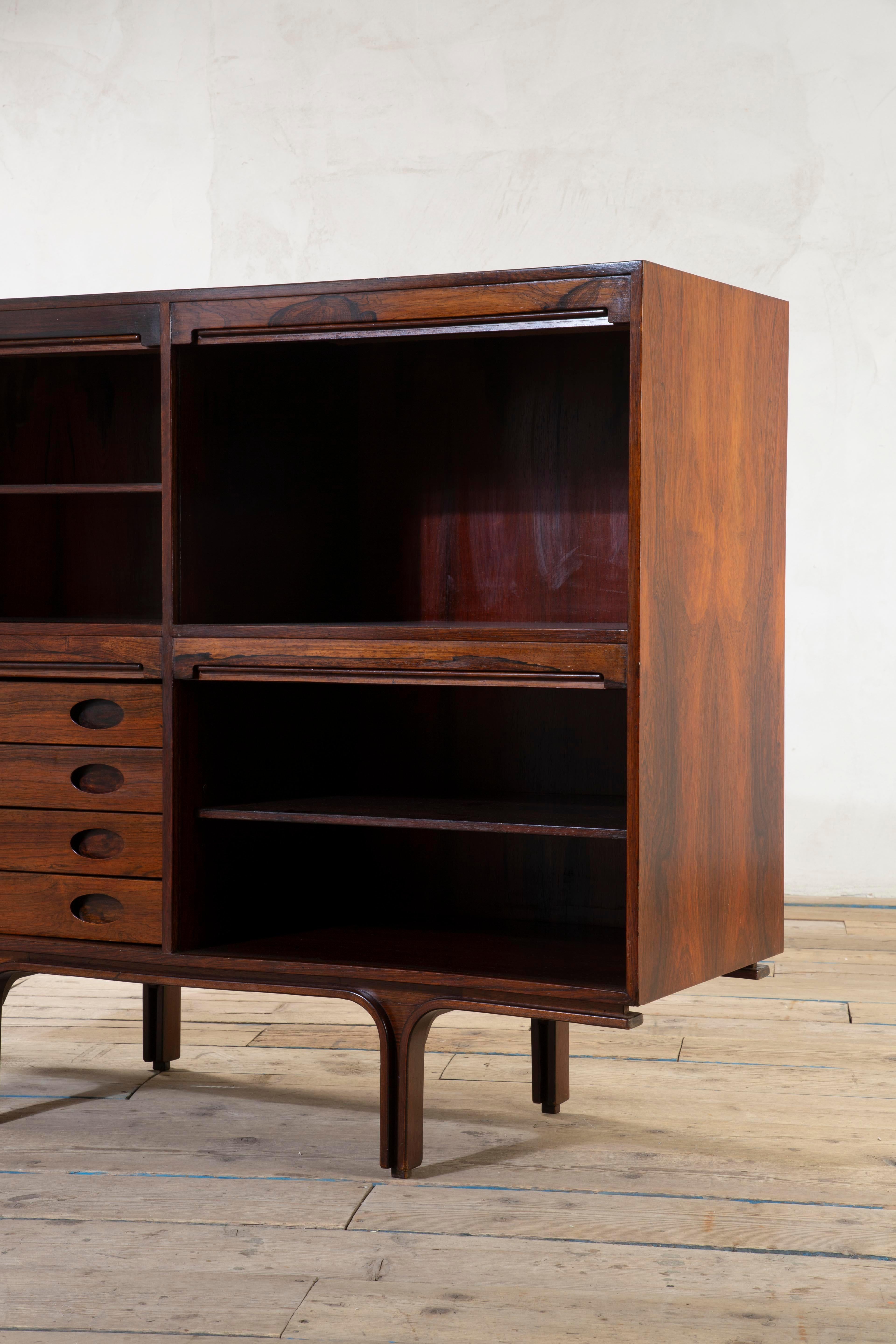 20th Century, Gianfranco Frattini for Bernini Wooden Cabinet mod. 504 For Sale 4