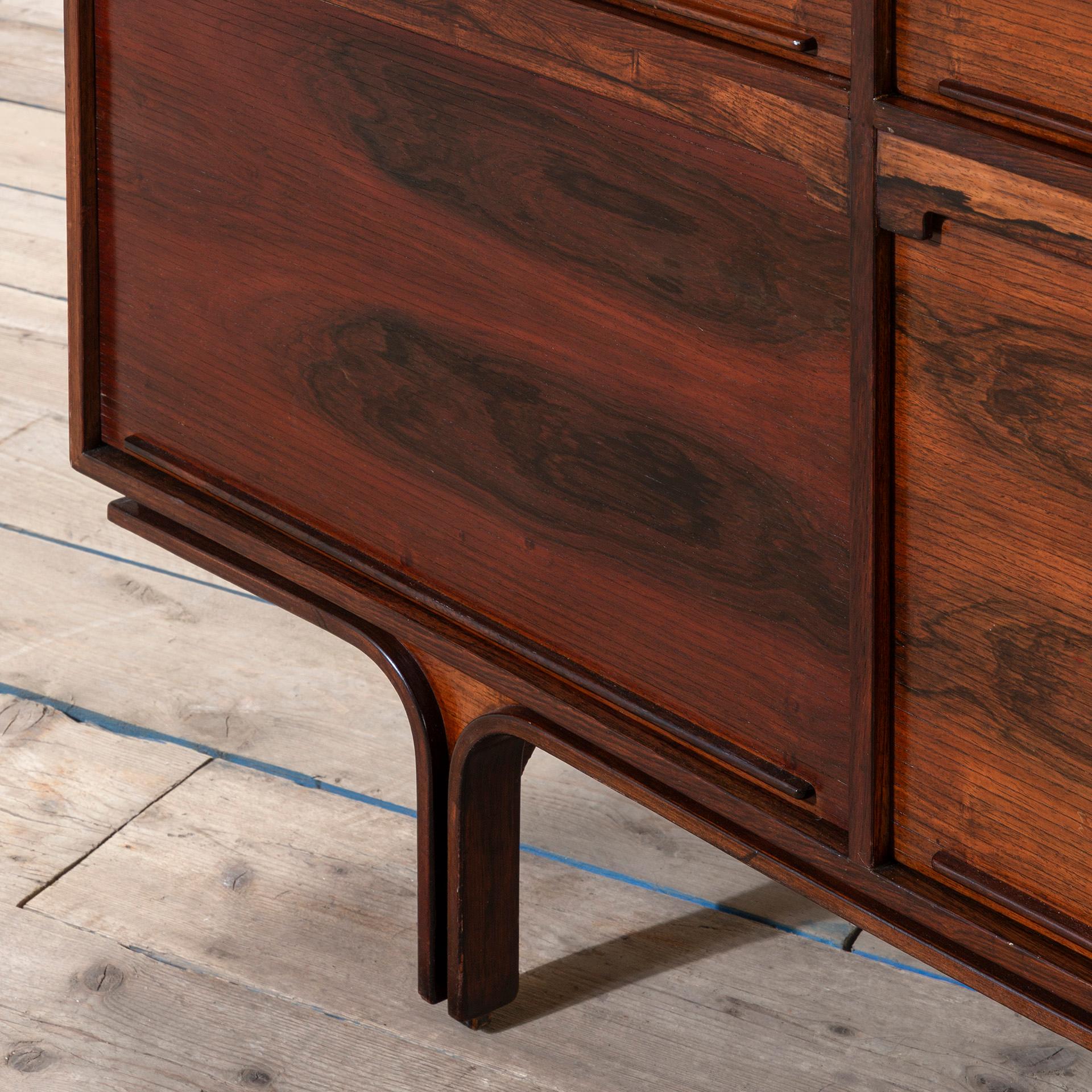 20th Century, Gianfranco Frattini for Bernini Wooden Cabinet mod. 504 In Good Condition For Sale In Turin, Turin
