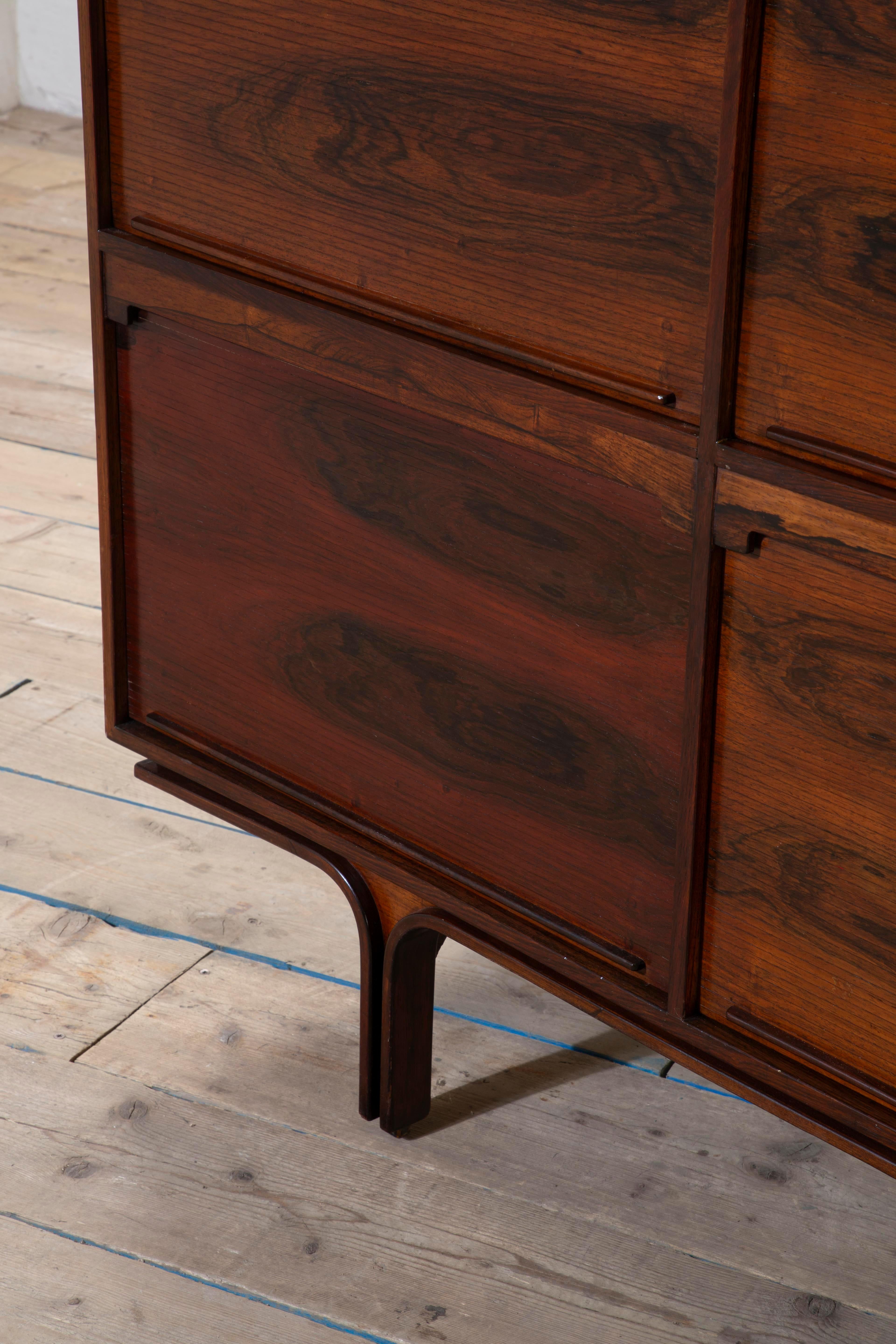 20th Century, Gianfranco Frattini for Bernini Wooden Cabinet mod. 504 For Sale 2