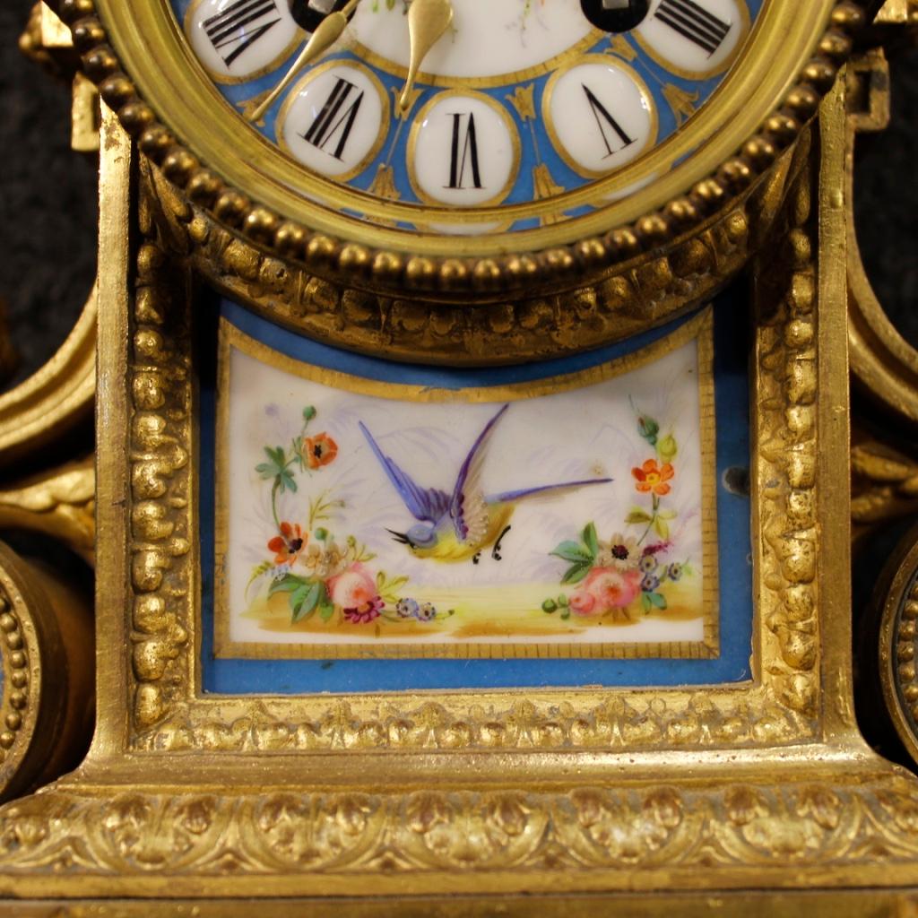 20th Century Gilded Bronze and Brass with Painted Ceramic French Clock, 1950 For Sale 6
