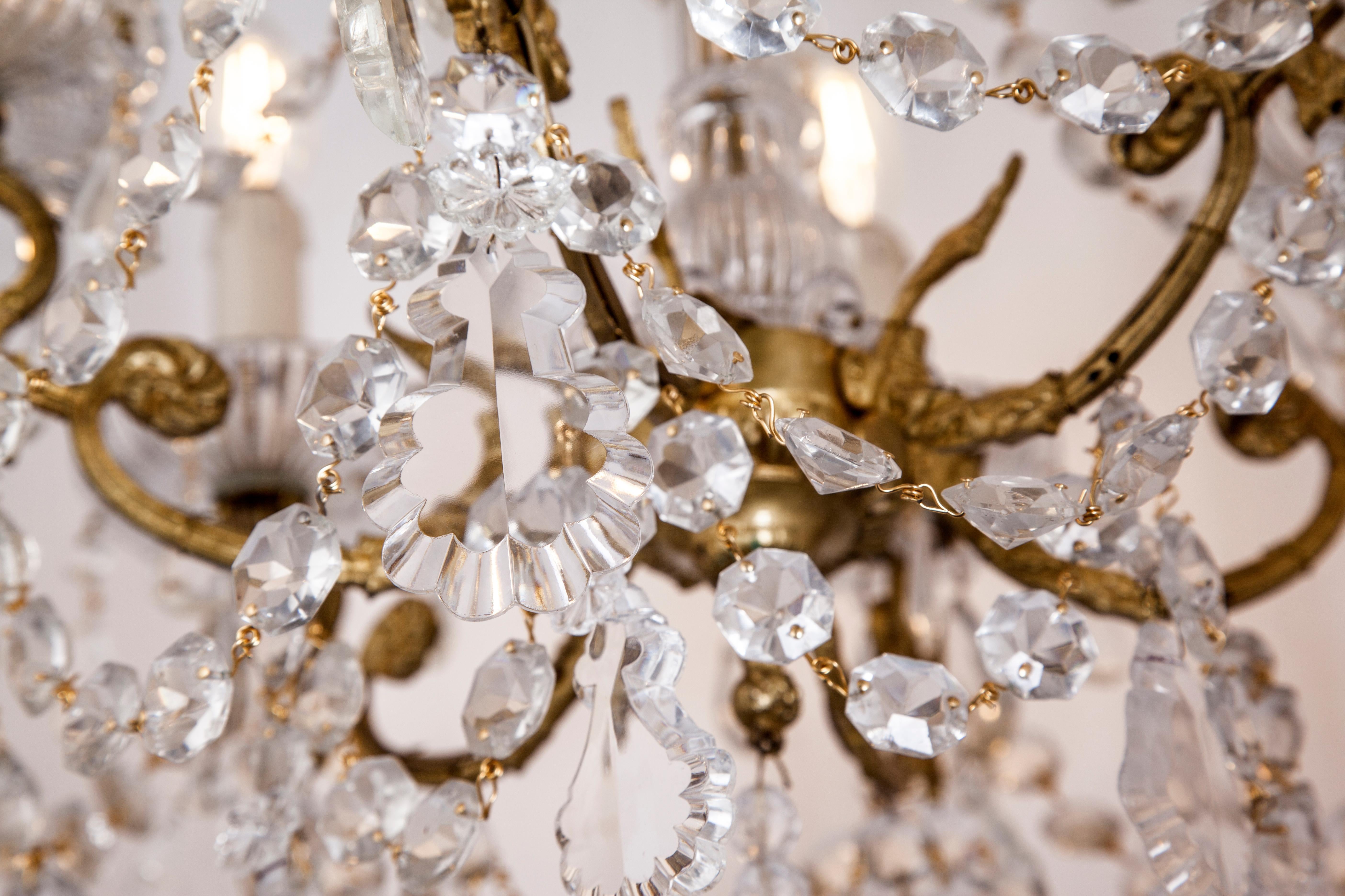 20th Century Gilded Bronze Crystals French Chandelier In Good Condition In Tricase, Italia
