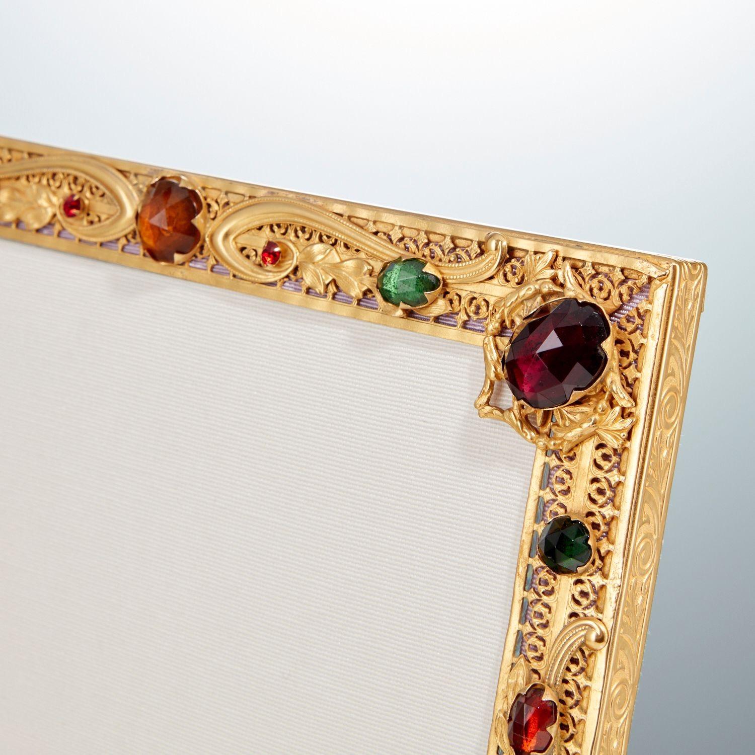 20th Century Gilded Photo Frame with Jewel Decoration circa 1915-1920 In Excellent Condition In London, GB