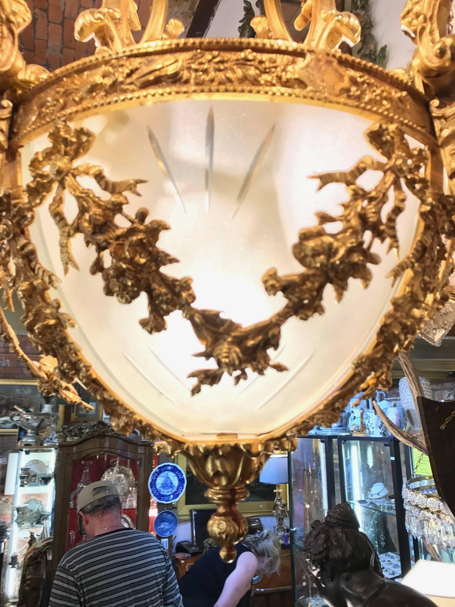 Brass 20th Century Gilt Bronze Chandelier in Louis XVI Style For Sale