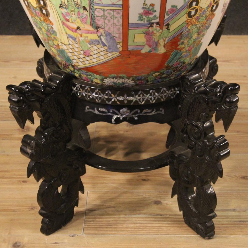 Chinois Vase chinois en cramique maille peinte et dore du 20me sicle, 1970