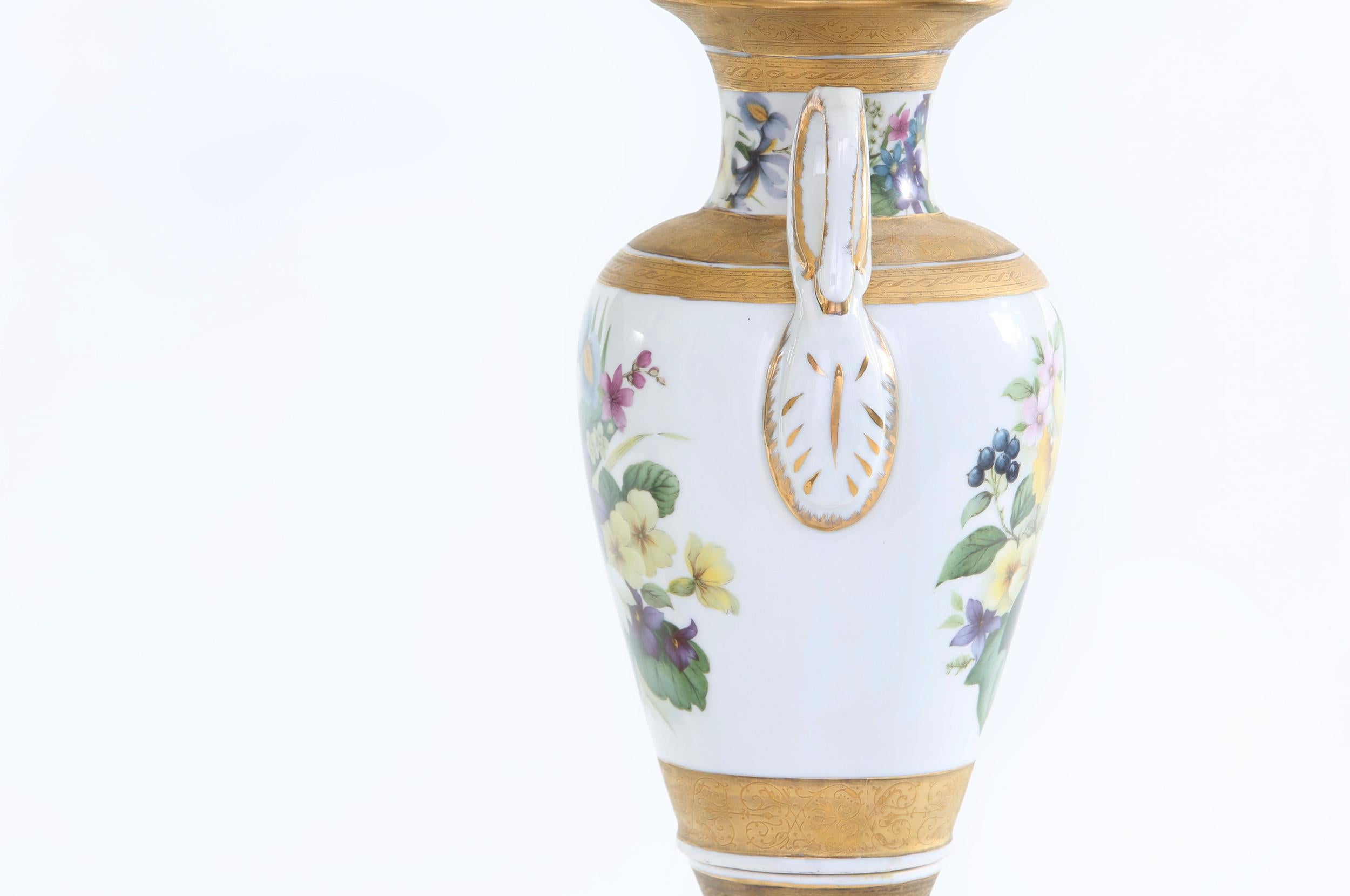 20th Century Gilt Porcelain / Brass Base Pair Table Lamps 1