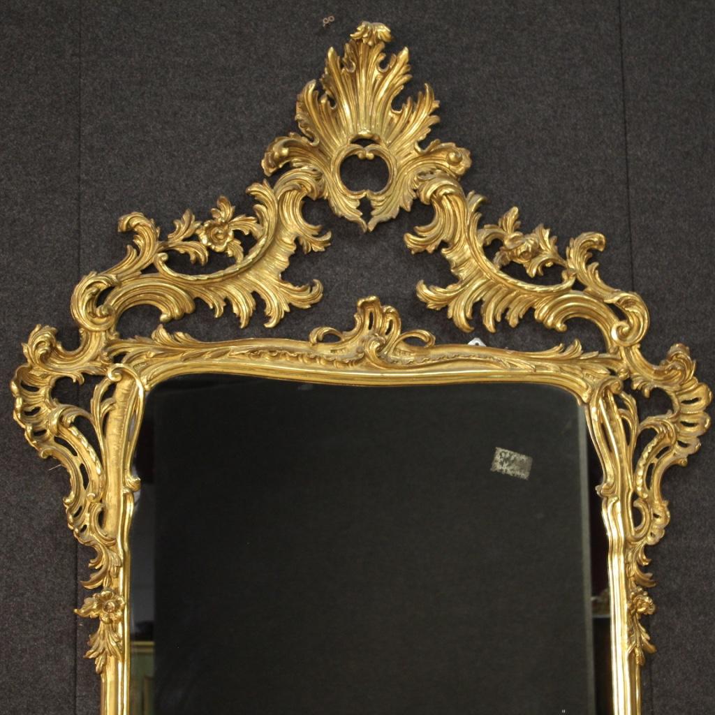 20th Century Giltwood with Marble-Top French Louis XV Style Console with Mirror In Good Condition In Vicoforte, Piedmont