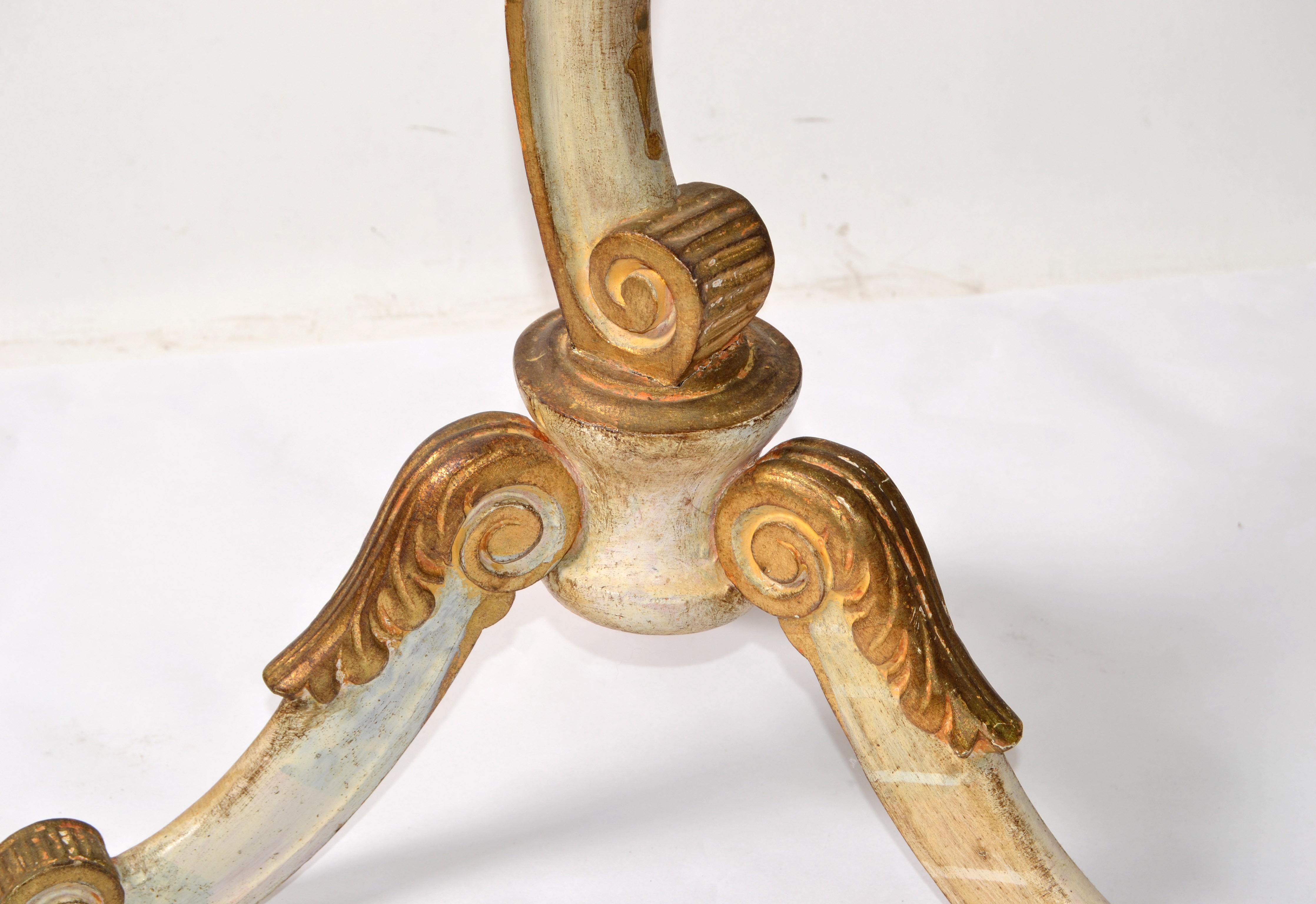 20th Century Giltwood Florentine Side Table Hand Carved Tripod Scrolled Base For Sale 4