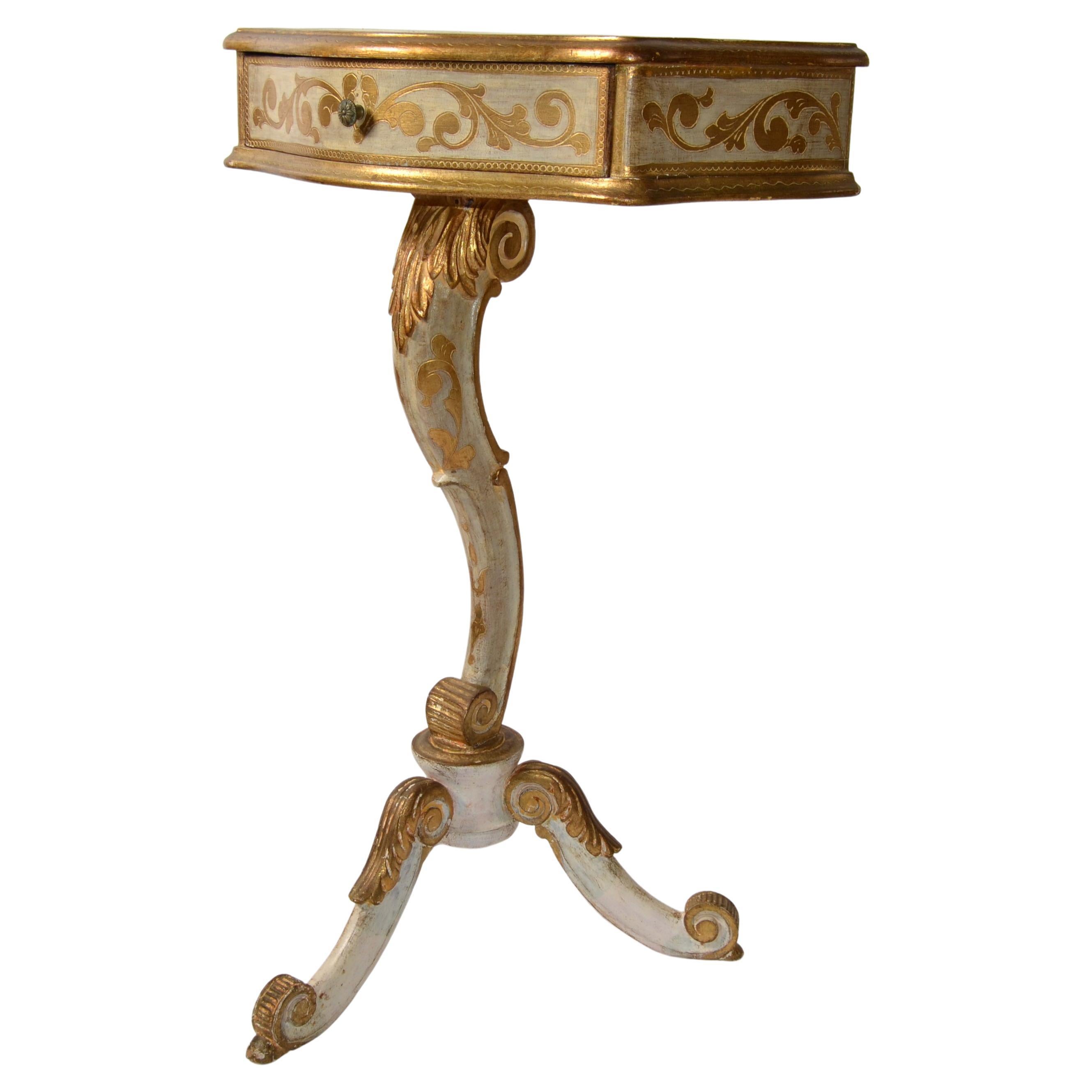 20th Century Giltwood Florentine Side Table Hand Carved Tripod Scrolled Base For Sale