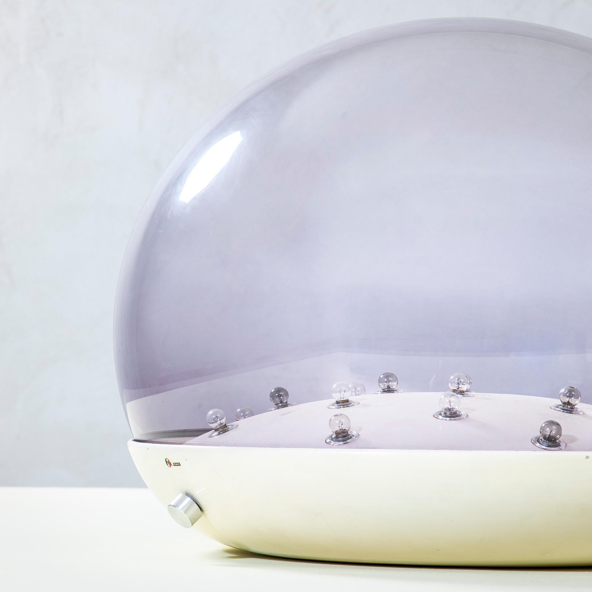 Italian 20e siècle, Gino Sarfatti pour Arteluce Lampe de table The Moon 604 en vente