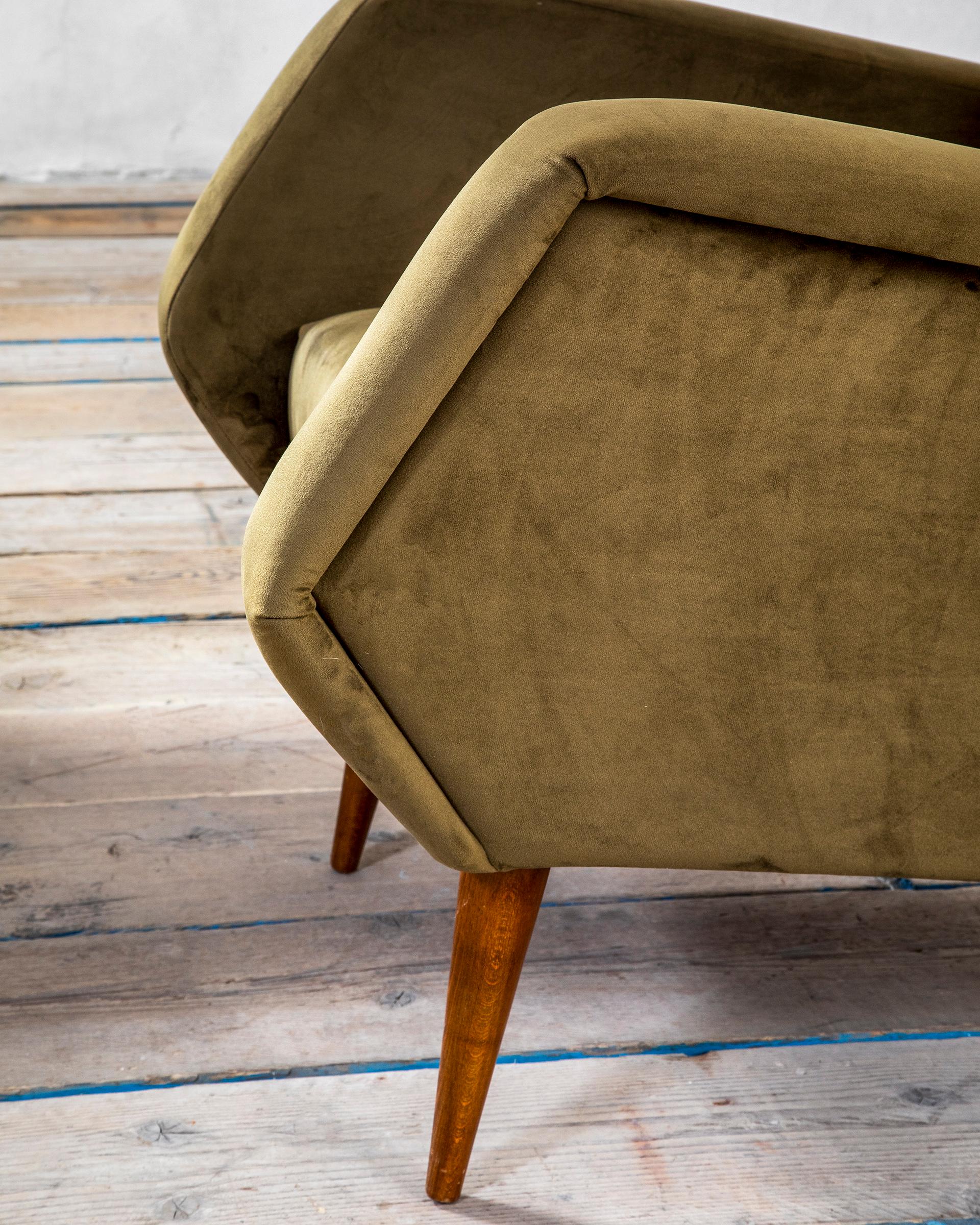 Fabric 20th Century Gio Ponti Cassina Pair of Armchairs for Hotel Royal in Naples '50s For Sale