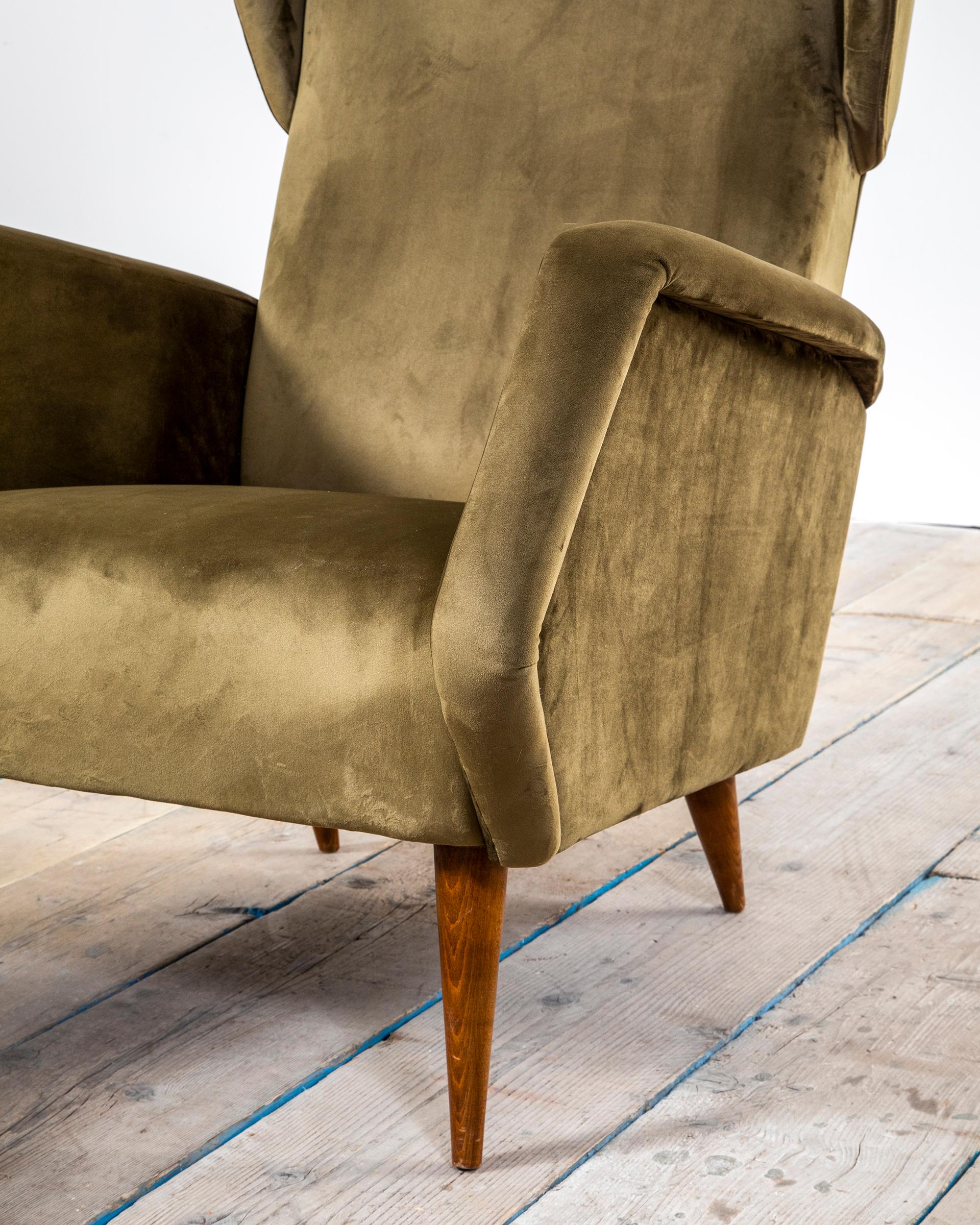 20th Century Gio Ponti Cassina Pair of Armchairs for Hotel Royal in Naples '50s For Sale 2
