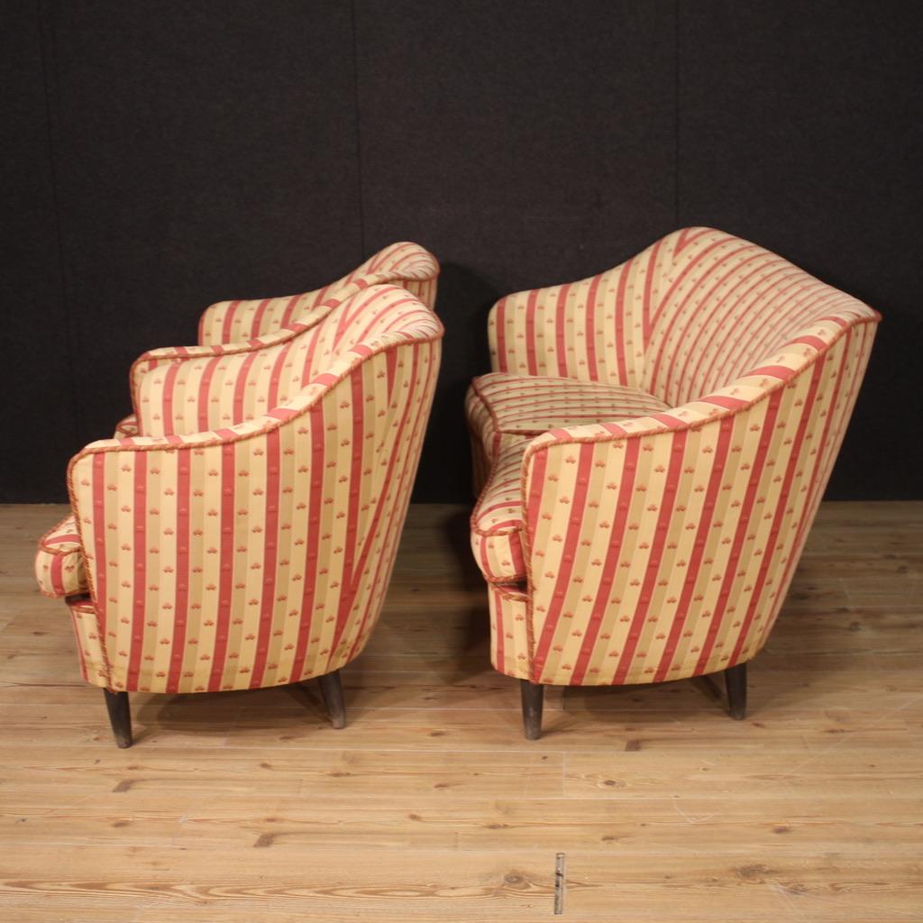 20th Century Gio Ponti Style Fabric and Wood Italian Living Room Set, 1960 For Sale 6