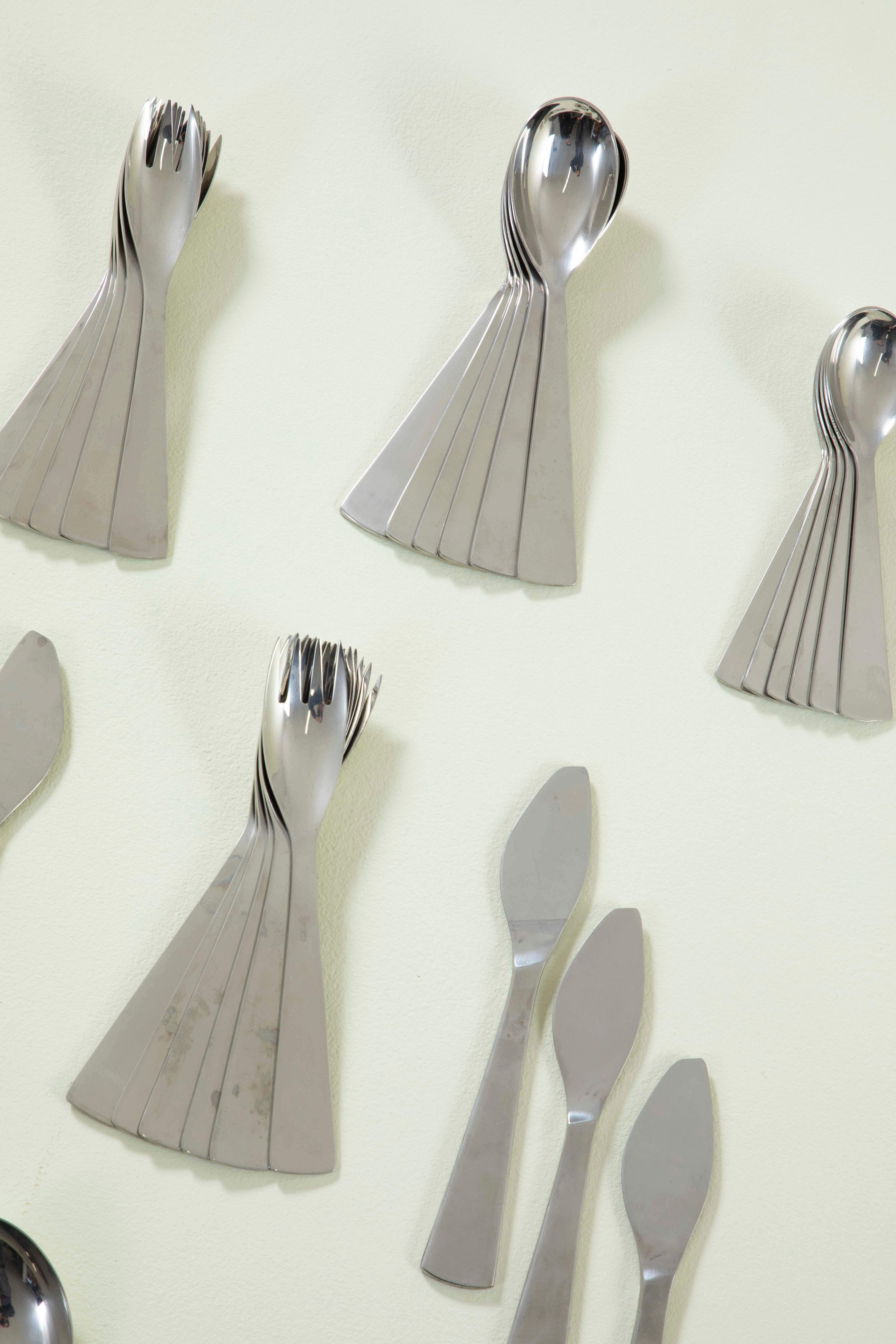 20. Jahrhundert, Gio Ponti für Arthur Krupp Bestecksatz 'Linea dell'Orso'. im Angebot 1