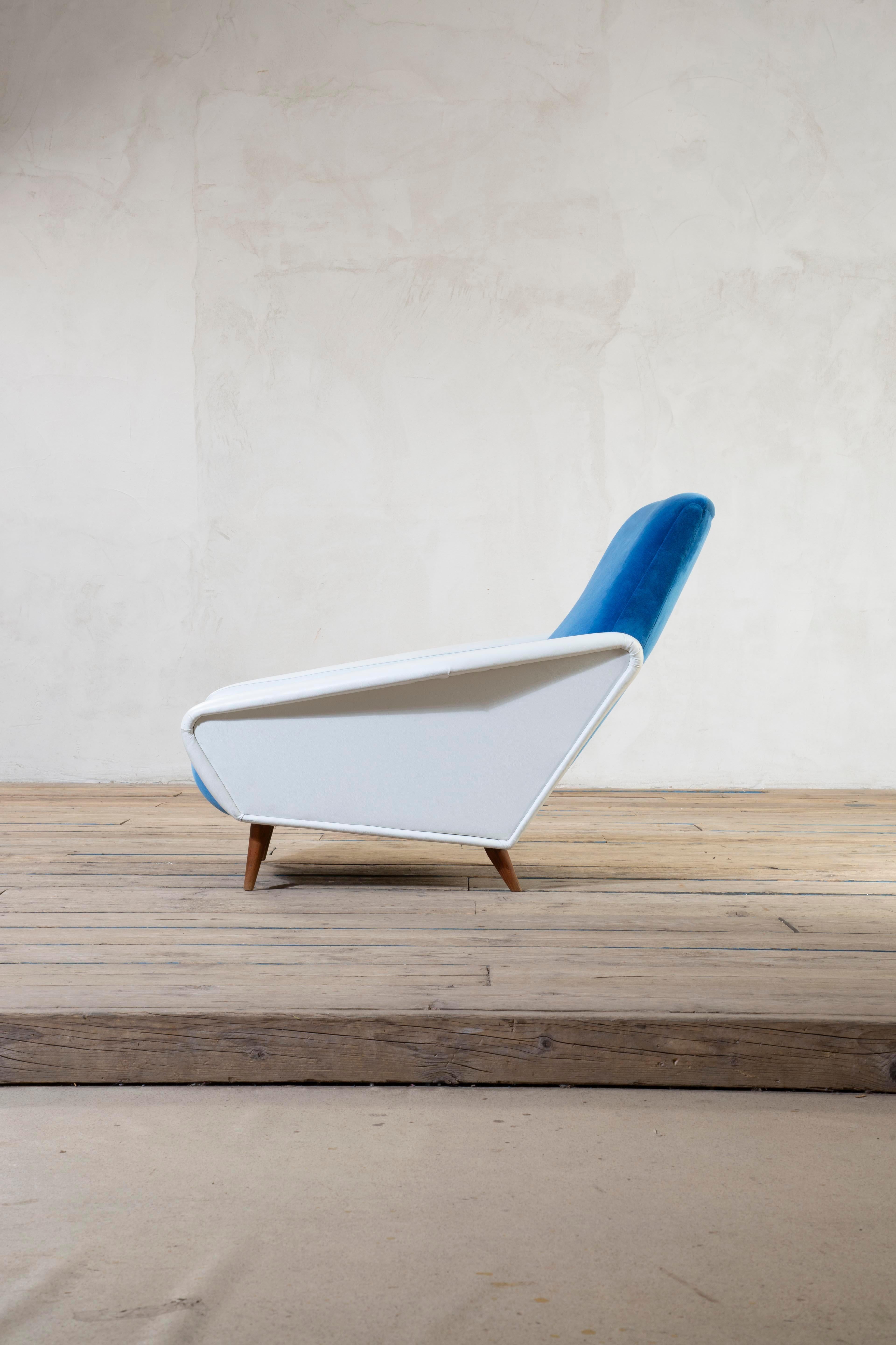 20e siècle, Gio Ponti for Cassina Armchair mod. 807 Distex en vente 3