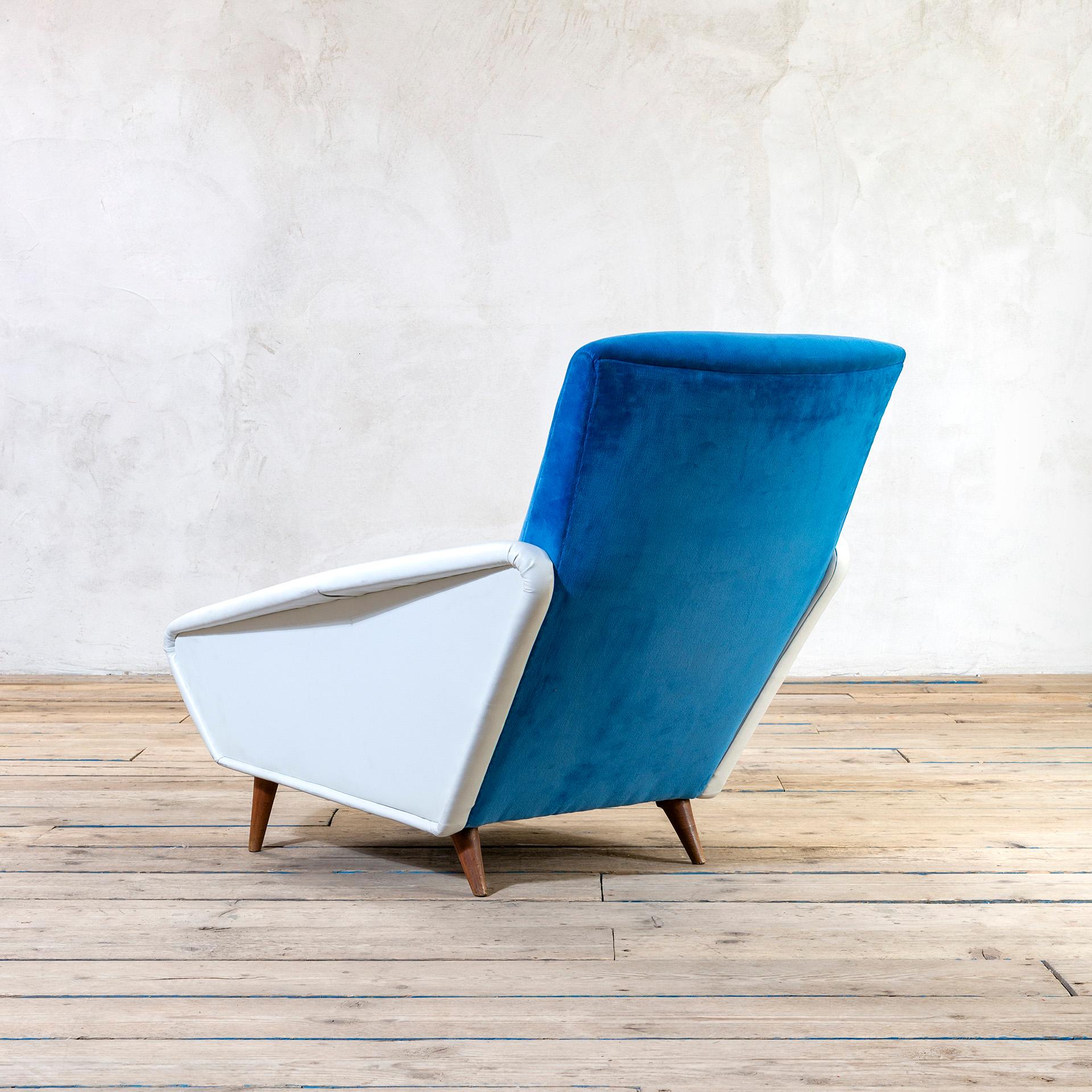 Mid-Century Modern 20e siècle, Gio Ponti for Cassina Armchair mod. 807 Distex en vente