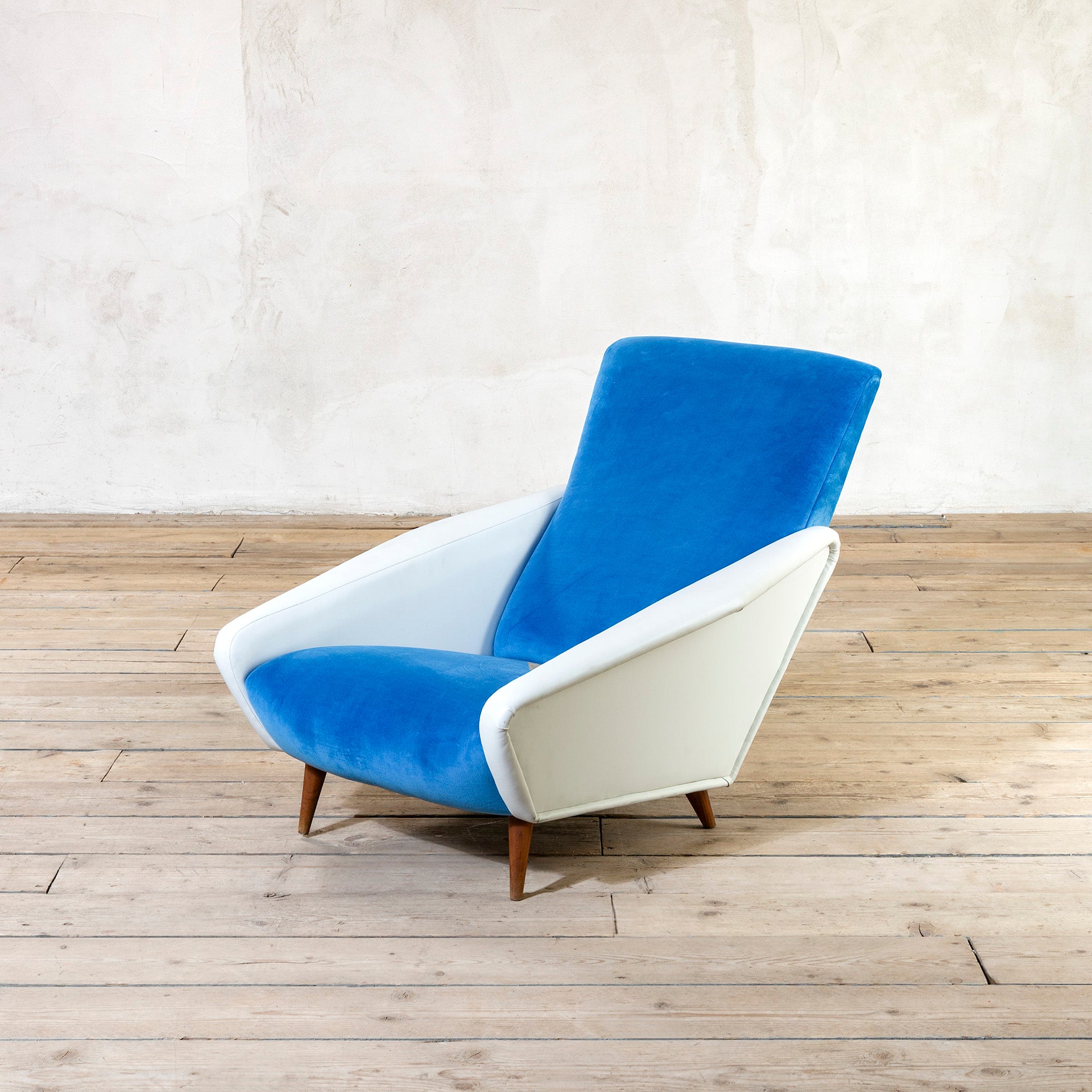 20e siècle, Gio Ponti for Cassina Armchair mod. 807 Distex en vente