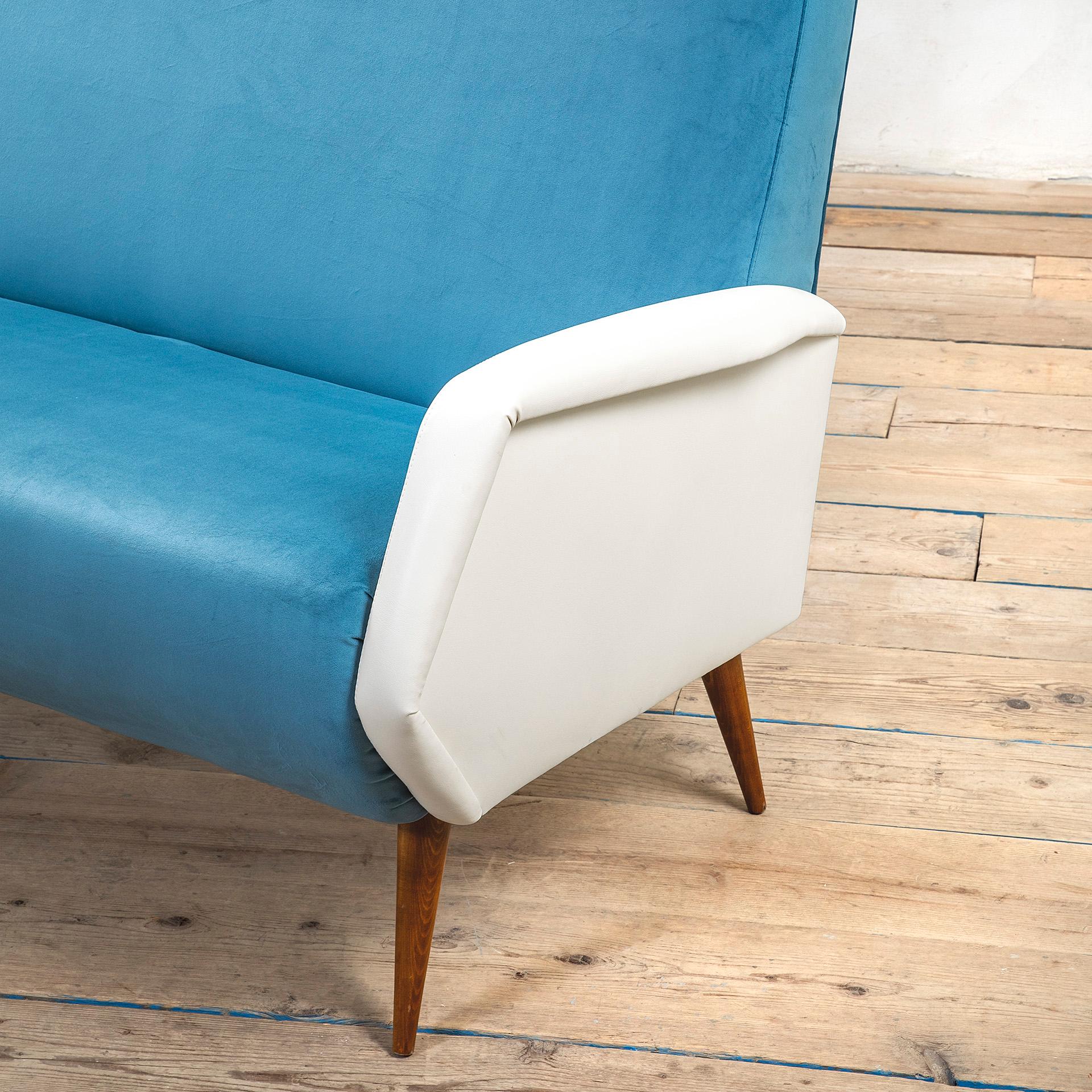 Italian 20th Century, Gio Ponti for Cassina Sofa mod. 803 in vendita