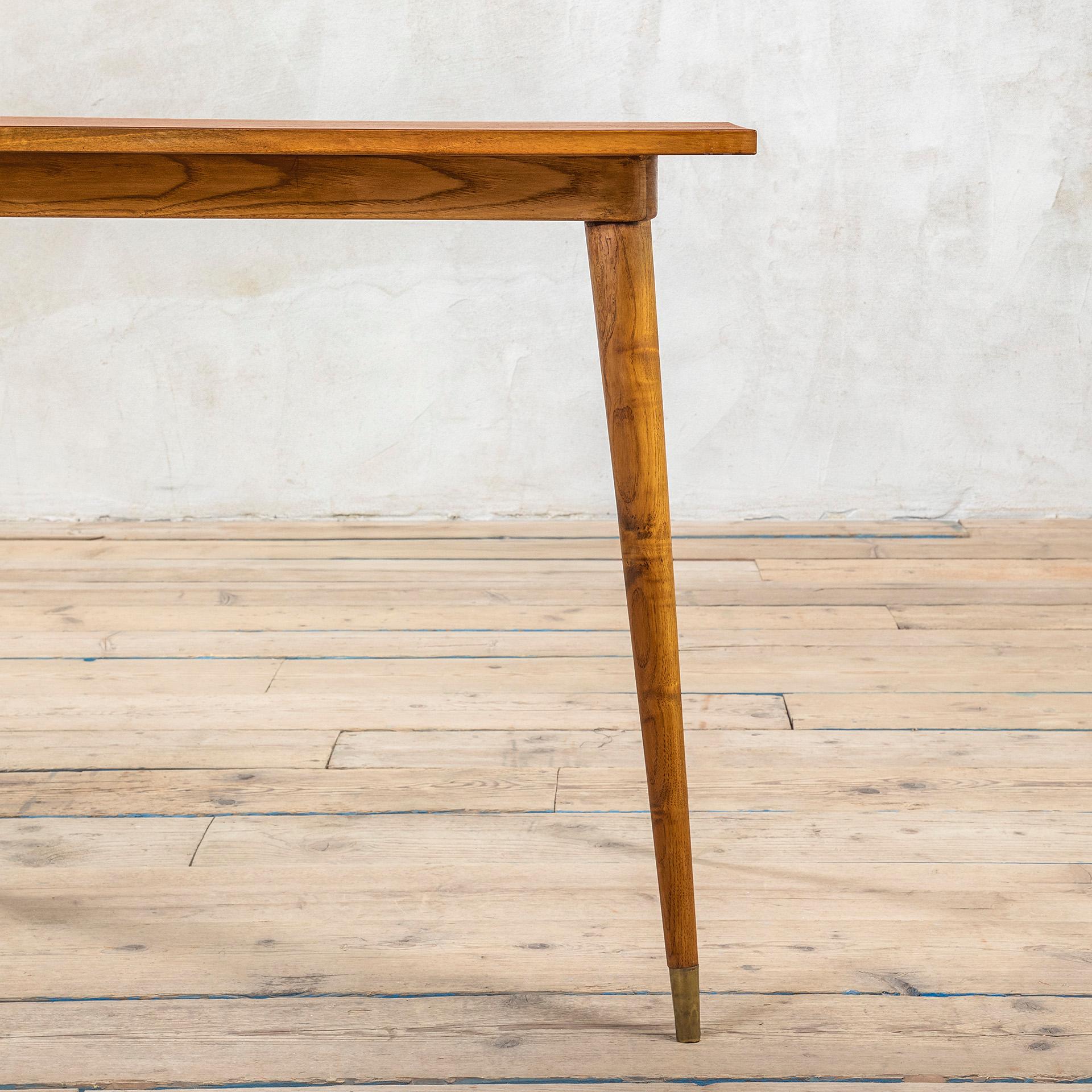 20. Jahrhundert, Gio Ponti für Cassina Holztisch (Mid-20th Century) im Angebot
