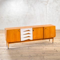 siglo XX, Gio Ponti para Dassi Aparador de madera 1950