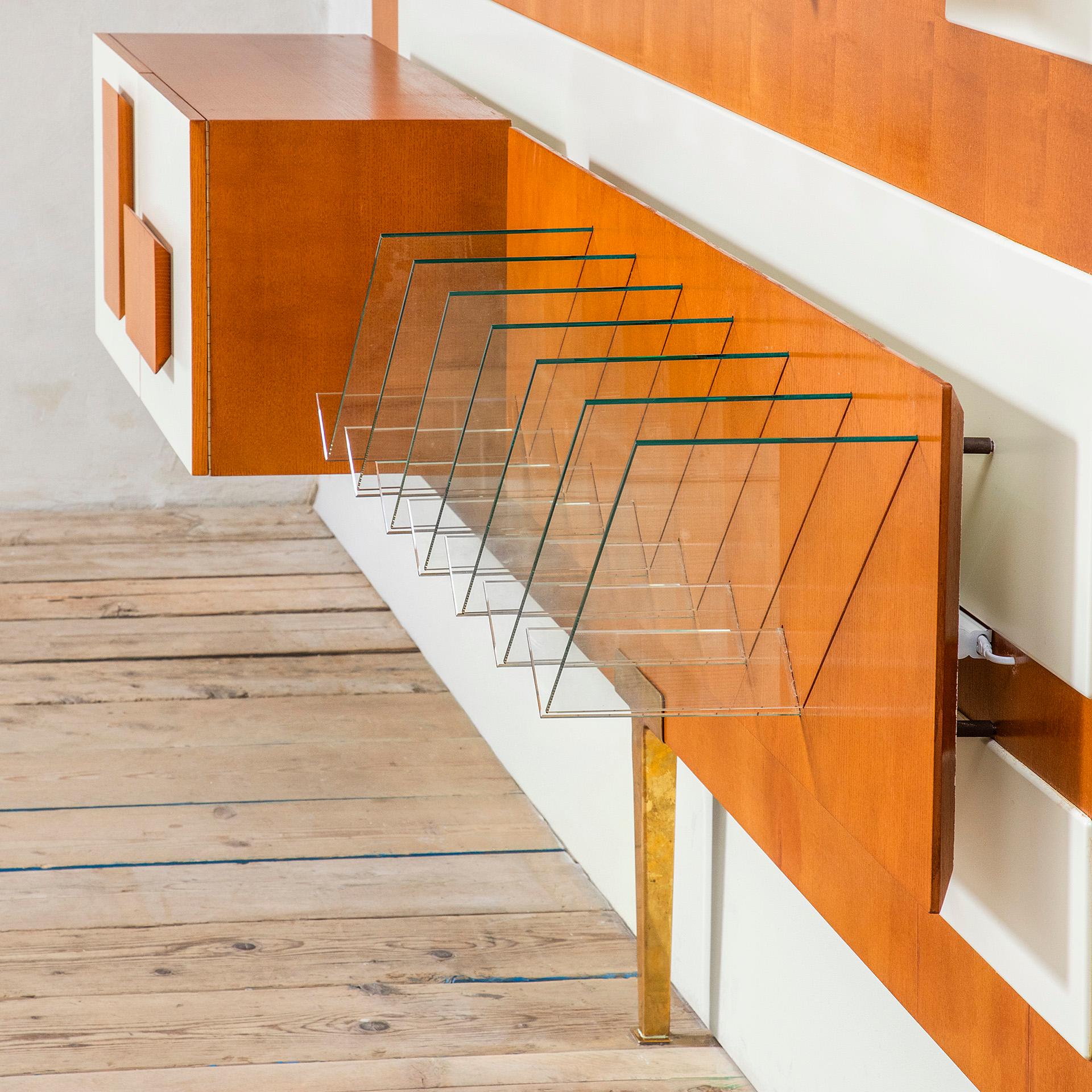 20th Century, Gio Ponti for Giordano Chiesa Illuminated Organized Wall im Angebot 1
