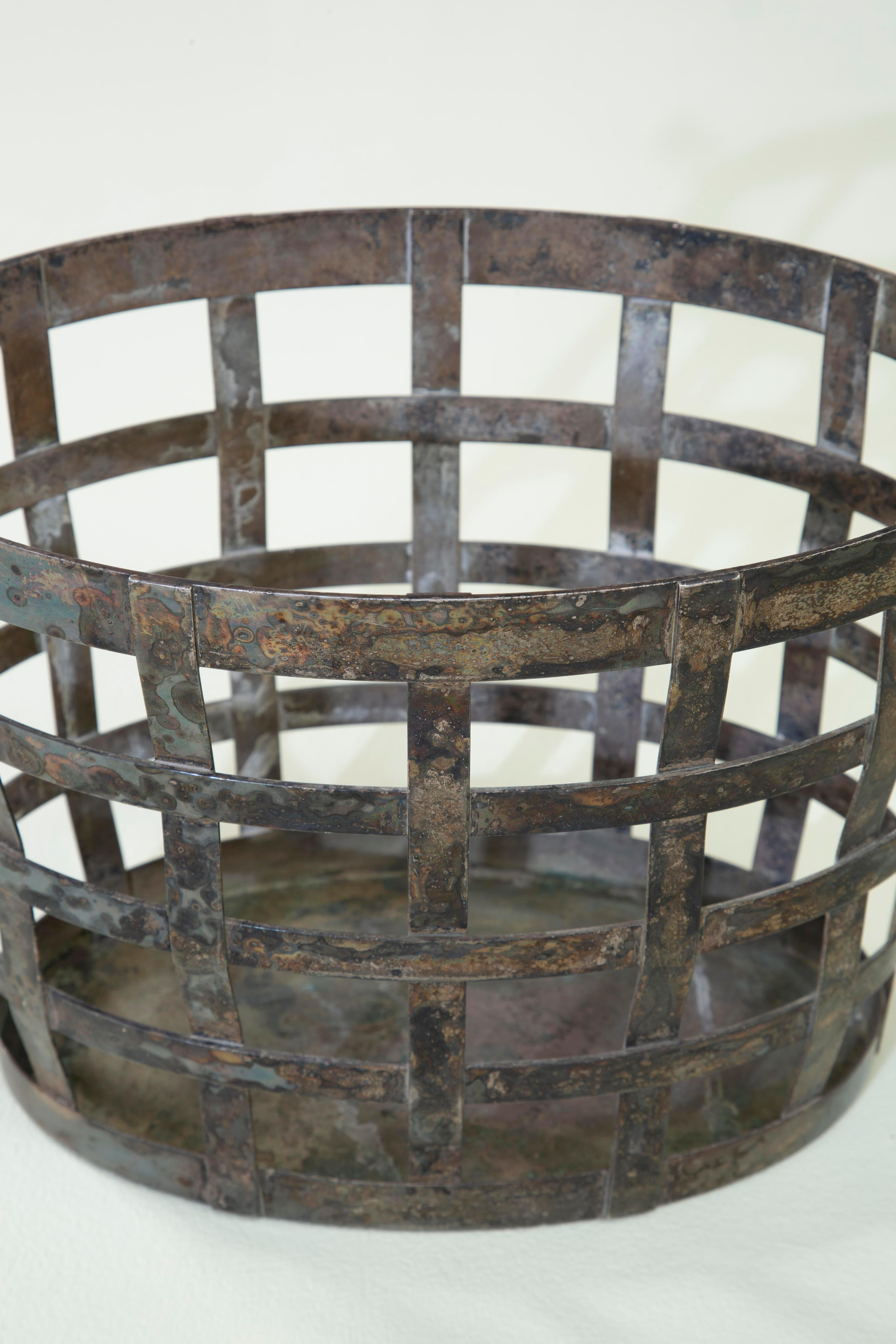 XX secolo, Gio Ponti per Krupp Cestino decorativo in metallo 1930 in vendita 4