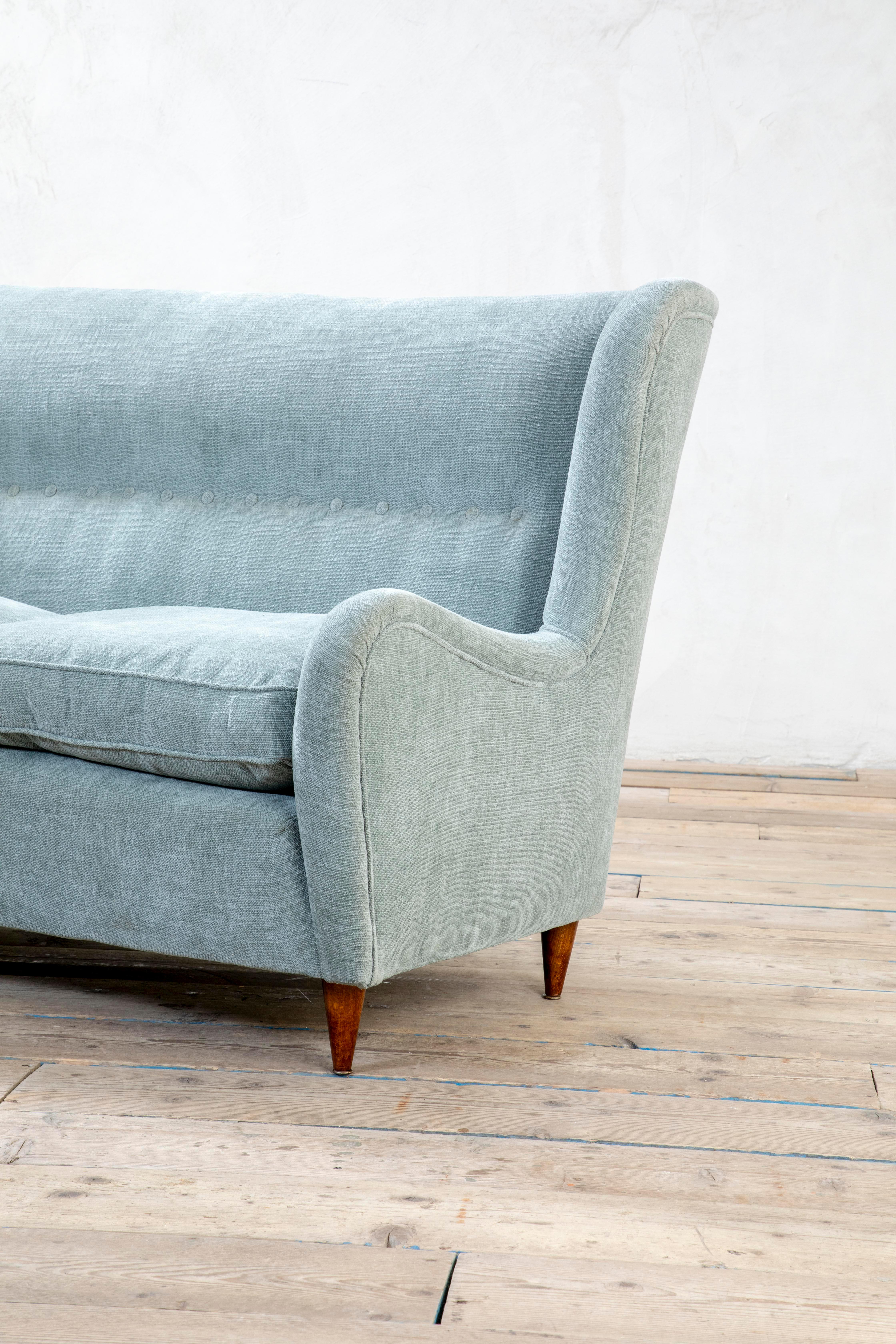 20e siècle, Gio Ponti Canapé en bois bleu clair en vente 2
