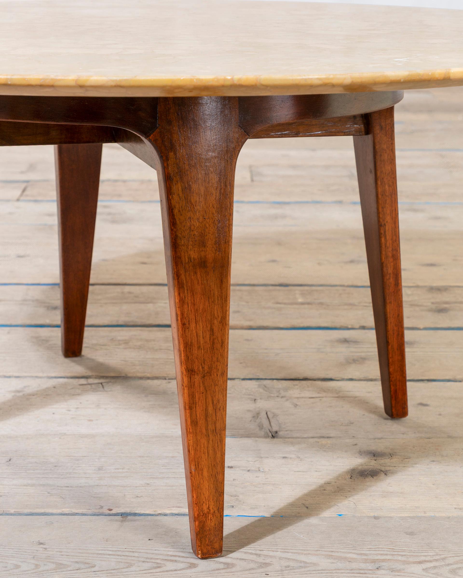 siglo XX, Gio Ponti Mesa de centro de mármol y madera años 50 Mid-20th Century en venta
