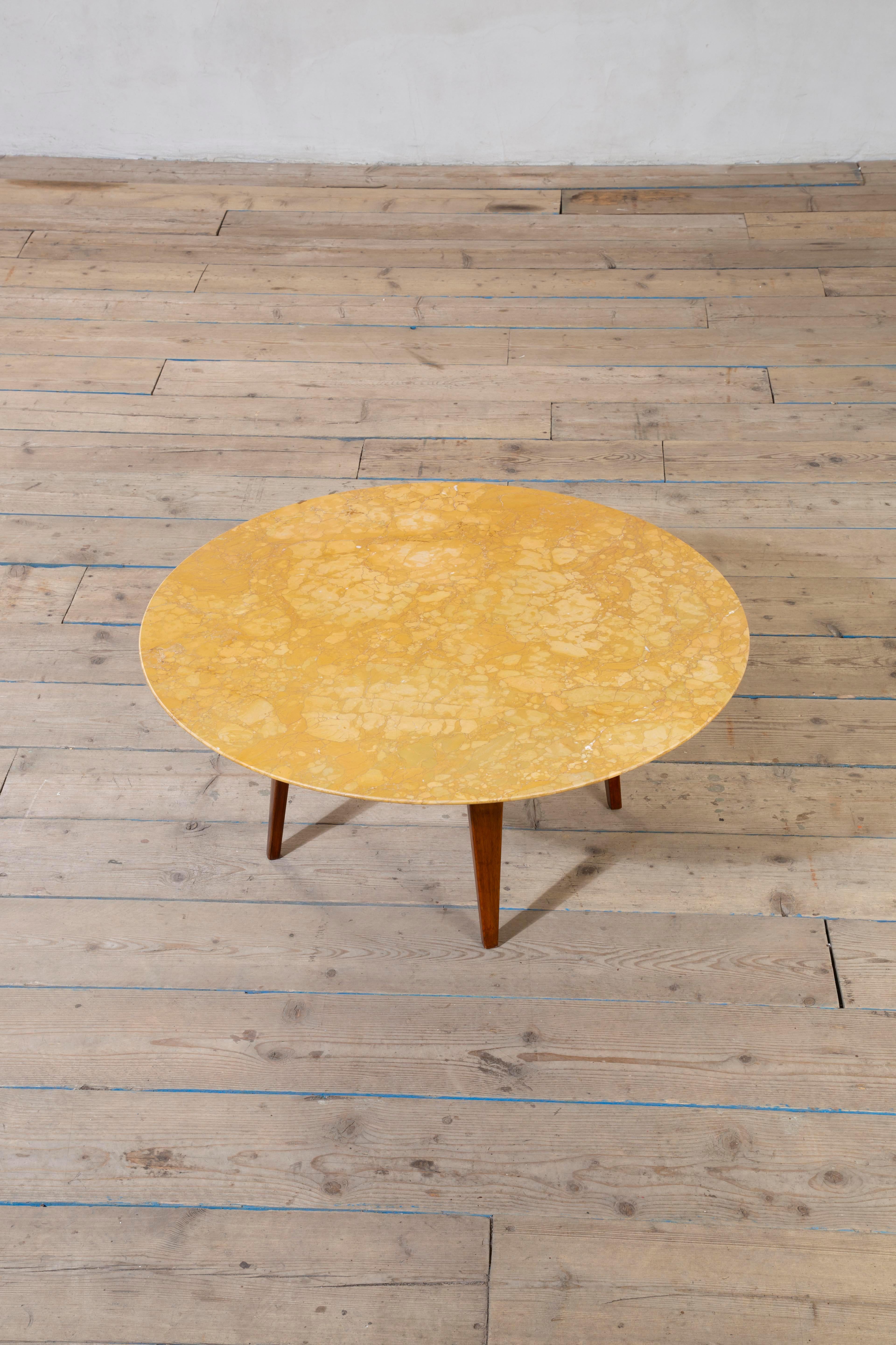 siglo XX, Gio Ponti Mesa de centro de mármol y madera años 50 en venta 1