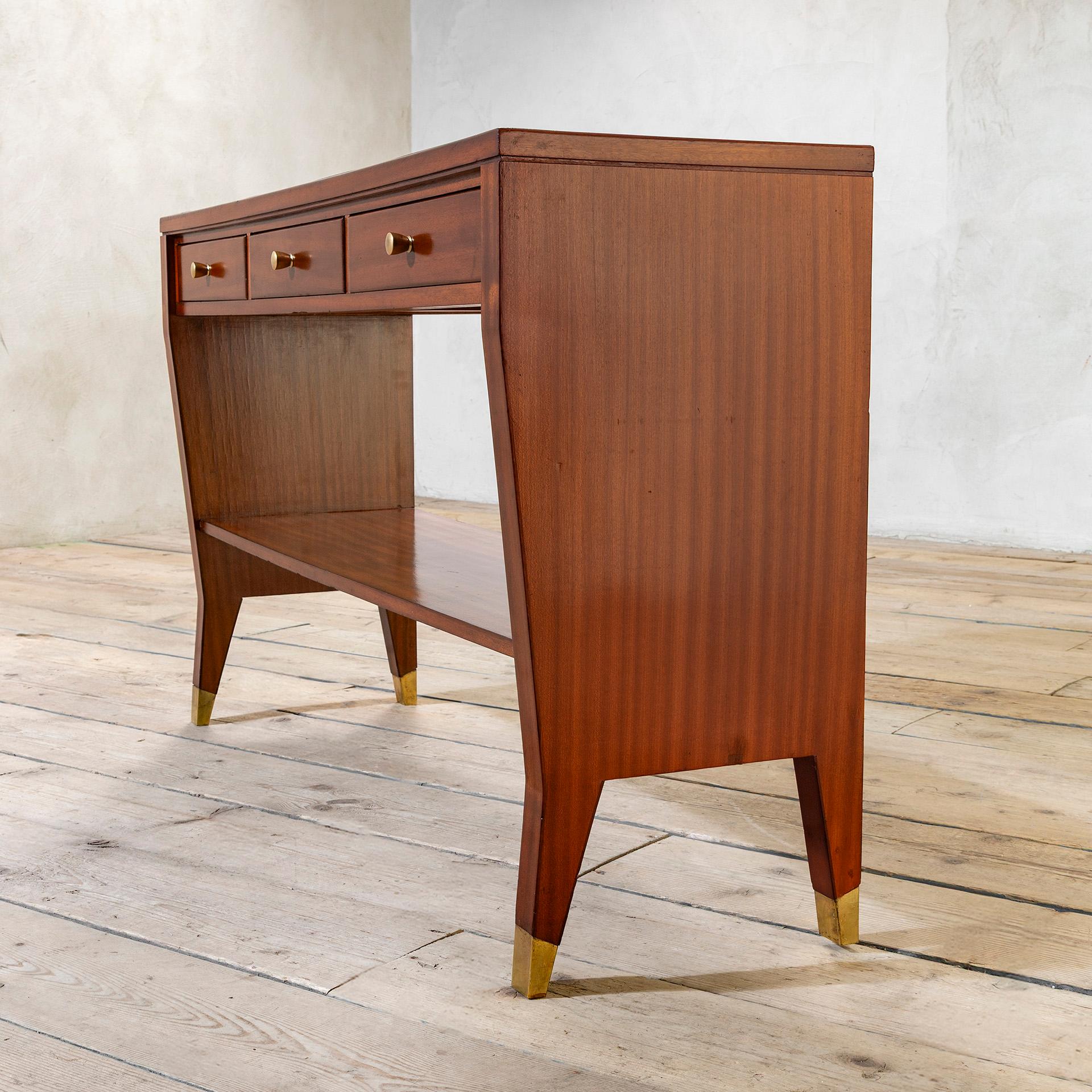 siglo XX, Gio Ponti Consola de madera con cajones Madera en venta