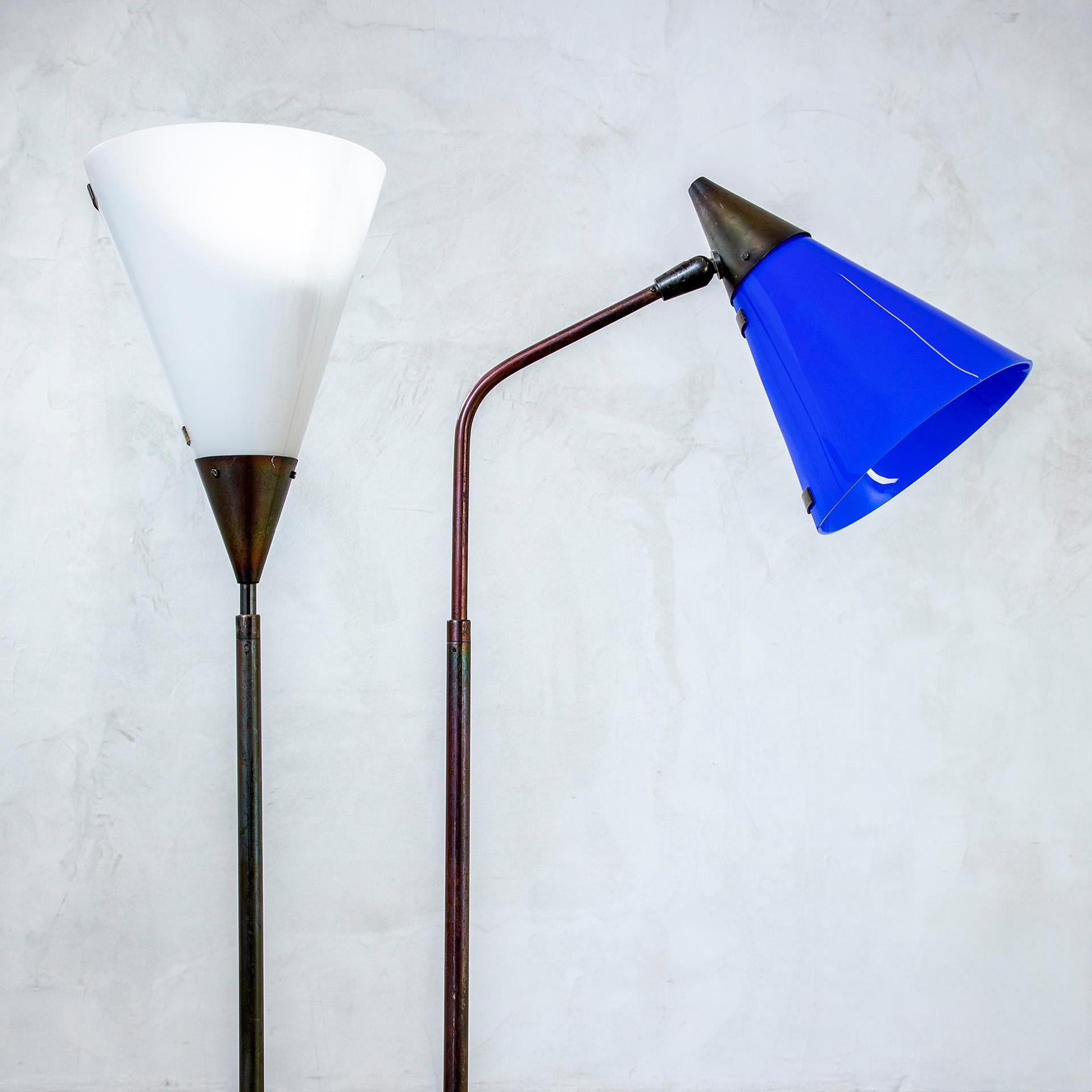 Mid-Century moderno 20th Century, Giuseppe Ostuni for Oluce Floor Lamp in vendita